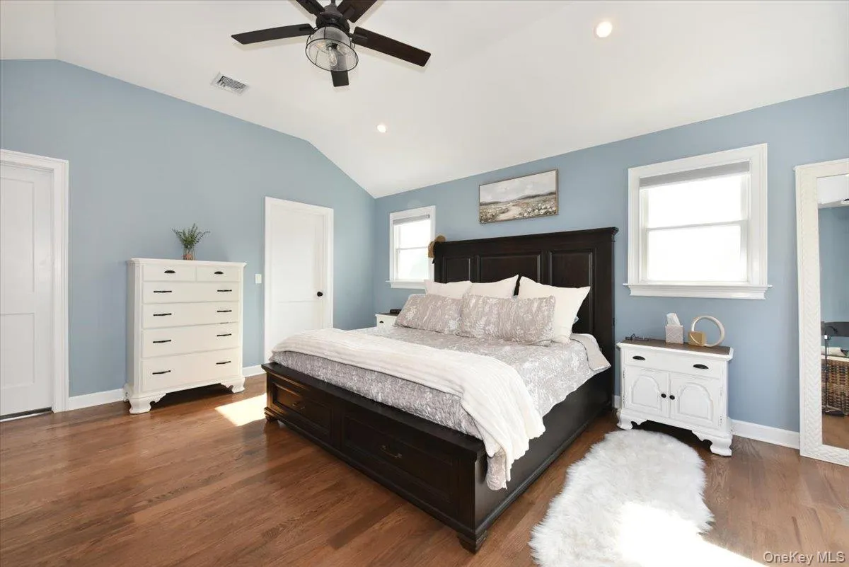 28 Red Oak Place, Oyster Bay, NY, 4 Bedrooms Bedrooms, 9 Rooms Rooms,2 BathroomsBathrooms,Residential,For Rent,Red Oak,0,1012531 28 Red Oak Place, Oyster Bay, NY, 4 Bedrooms Bedrooms, 9 Rooms Rooms,2 BathroomsBathrooms,Residential,For Rent,Red Oak,0,1012531