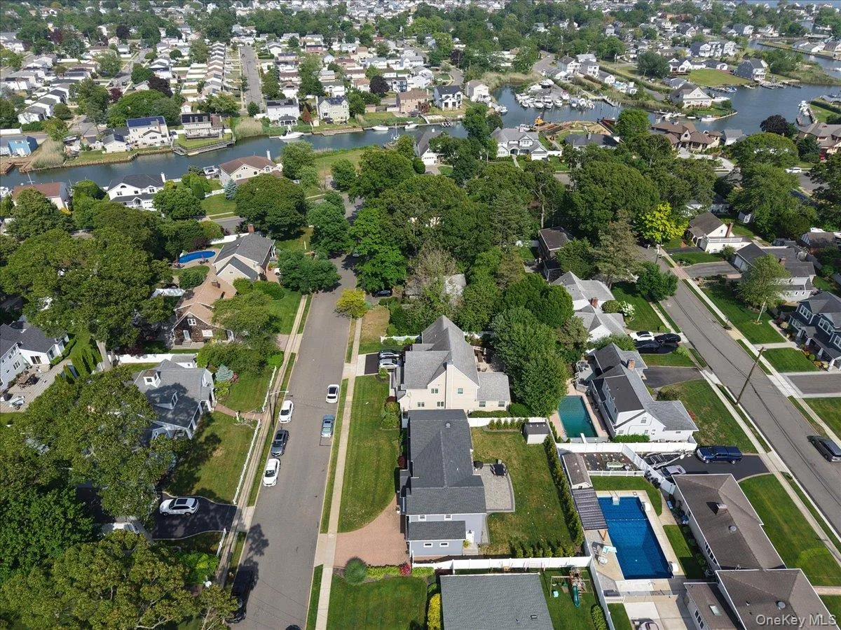 28 Red Oak Place, Oyster Bay, NY, 4 Bedrooms Bedrooms, 9 Rooms Rooms,2 BathroomsBathrooms,Residential,For Rent,Red Oak,0,1012531 28 Red Oak Place, Oyster Bay, NY, 4 Bedrooms Bedrooms, 9 Rooms Rooms,2 BathroomsBathrooms,Residential,For Rent,Red Oak,0,1012531