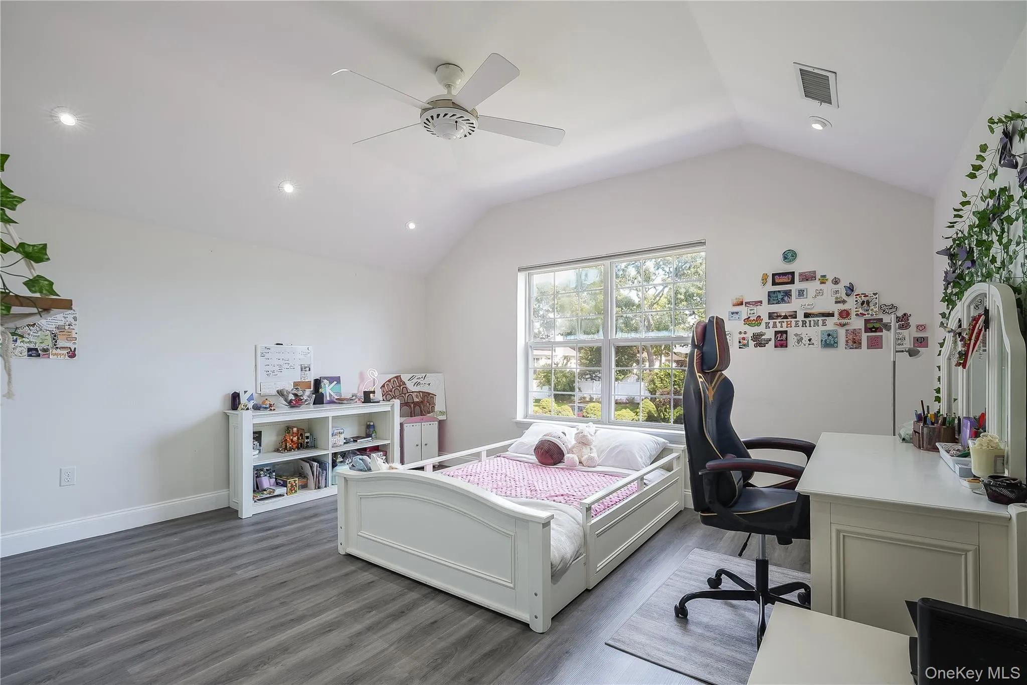 4 Blair Court, Brookhaven, NY, 3 Bedrooms Bedrooms, 7 Rooms Rooms,2 BathroomsBathrooms,Residential,For Rent,Blair,0,1012534 4 Blair Court, Brookhaven, NY, 3 Bedrooms Bedrooms, 7 Rooms Rooms,2 BathroomsBathrooms,Residential,For Rent,Blair,0,1012534