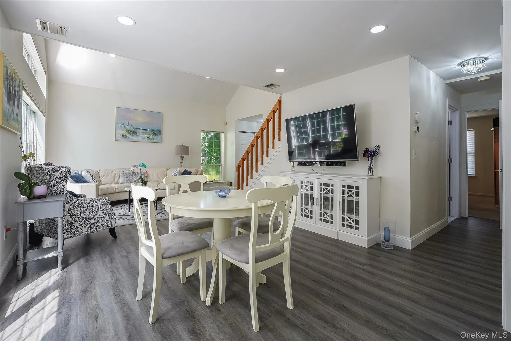4 Blair Court, Brookhaven, NY, 3 Bedrooms Bedrooms, 7 Rooms Rooms,2 BathroomsBathrooms,Residential,For Rent,Blair,0,1012534 4 Blair Court, Brookhaven, NY, 3 Bedrooms Bedrooms, 7 Rooms Rooms,2 BathroomsBathrooms,Residential,For Rent,Blair,0,1012534