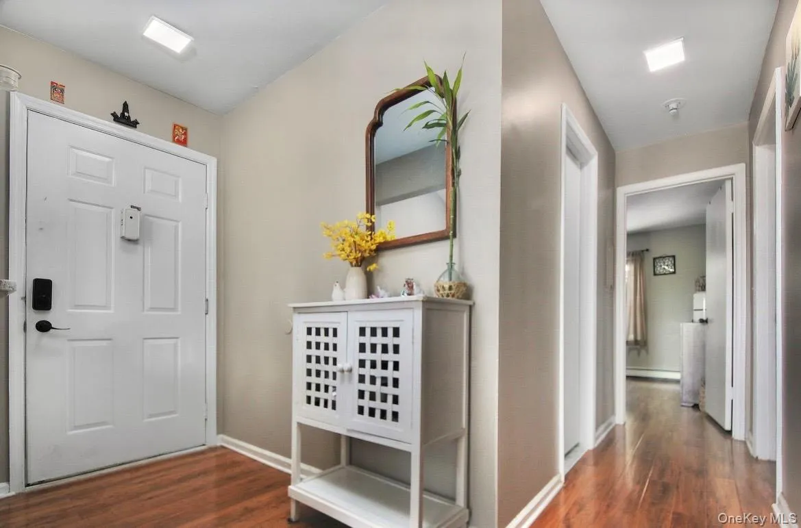 18 Lexington Hill, Monroe, NY, 2 Bedrooms Bedrooms, 5 Rooms Rooms,2 BathroomsBathrooms,Residential Lease,For Rent,Lexington,0,1012535 18 Lexington Hill, Monroe, NY, 2 Bedrooms Bedrooms, 5 Rooms Rooms,2 BathroomsBathrooms,Residential Lease,For Rent,Lexington,0,1012535