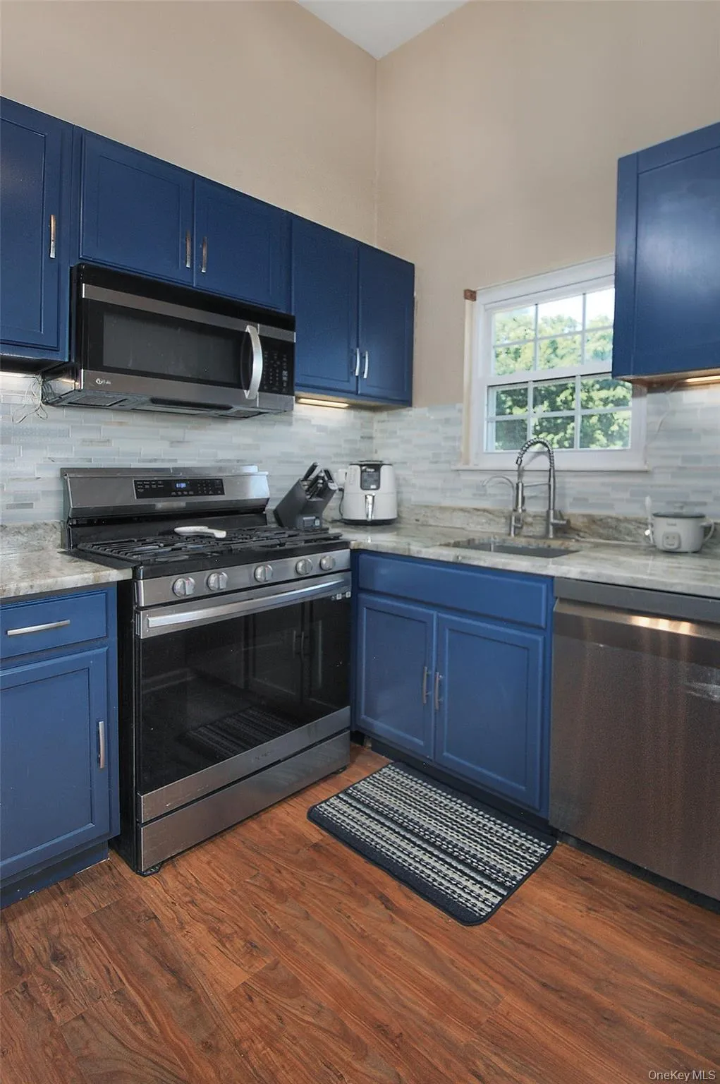 18 Lexington Hill, Monroe, NY, 2 Bedrooms Bedrooms, 5 Rooms Rooms,2 BathroomsBathrooms,Residential Lease,For Rent,Lexington,0,1012535 18 Lexington Hill, Monroe, NY, 2 Bedrooms Bedrooms, 5 Rooms Rooms,2 BathroomsBathrooms,Residential Lease,For Rent,Lexington,0,1012535