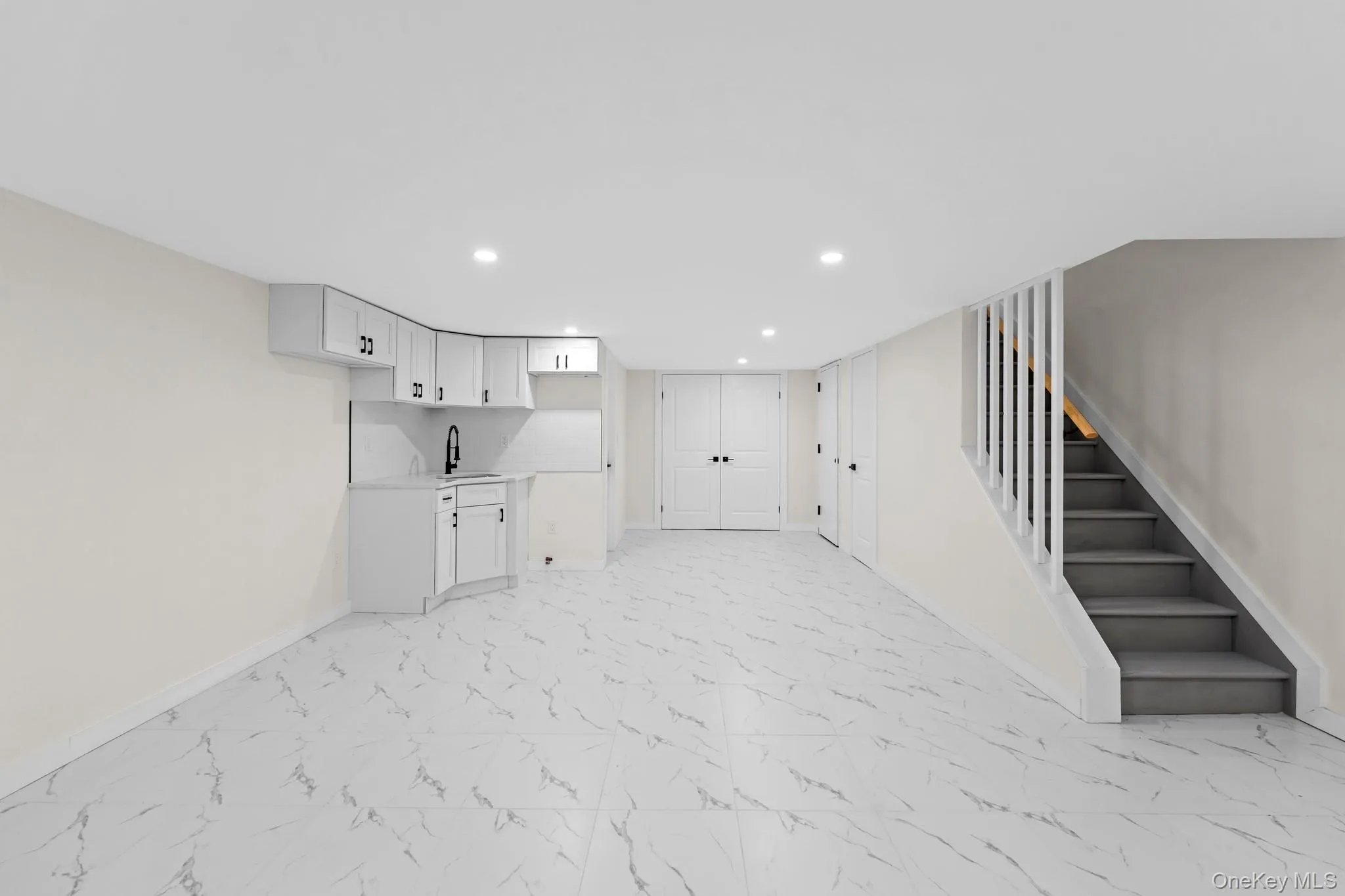 387 Wyona Street, New York, NY, 3 Bedrooms Bedrooms, 12 Rooms Rooms,2 BathroomsBathrooms,Residential,For Rent,Wyona,0,1012537 387 Wyona Street, New York, NY, 3 Bedrooms Bedrooms, 12 Rooms Rooms,2 BathroomsBathrooms,Residential,For Rent,Wyona,0,1012537