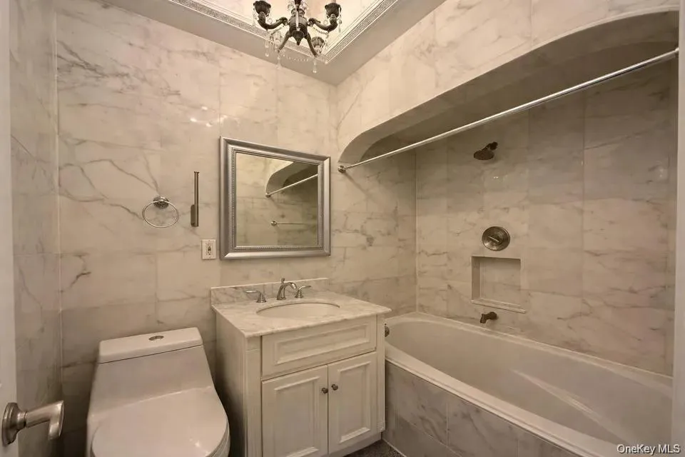 54-40 80th St, New York, NY, 2 Bedrooms Bedrooms, 6 Rooms Rooms,2 BathroomsBathrooms,Residential Lease,For Rent,80th St,0,1012539 54-40 80th St, New York, NY, 2 Bedrooms Bedrooms, 6 Rooms Rooms,2 BathroomsBathrooms,Residential Lease,For Rent,80th St,0,1012539
