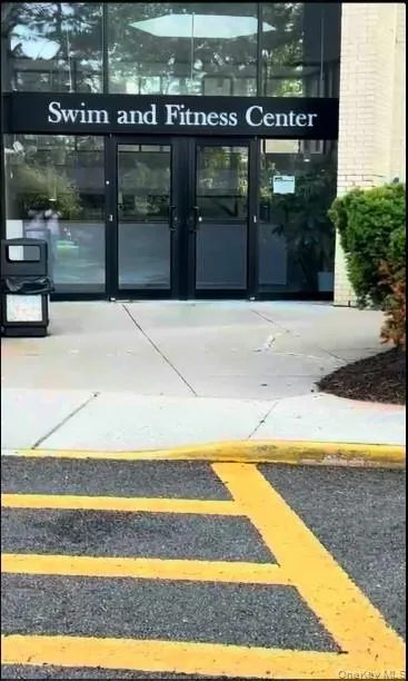 2 Bay Club Drive, New York, NY, 1 Room Rooms,1 BathroomBathrooms,Residential,For Rent,Bay Club,0,1012540 2 Bay Club Drive, New York, NY, 1 Room Rooms,1 BathroomBathrooms,Residential,For Rent,Bay Club,0,1012540