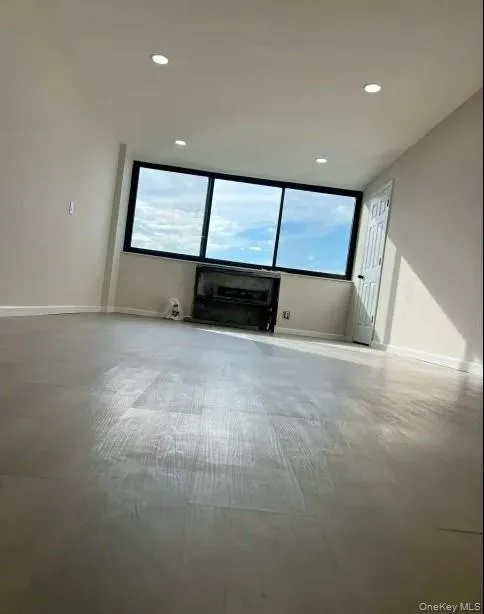 2 Bay Club Drive, New York, NY, 1 Room Rooms,1 BathroomBathrooms,Residential,For Rent,Bay Club,0,1012540 2 Bay Club Drive, New York, NY, 1 Room Rooms,1 BathroomBathrooms,Residential,For Rent,Bay Club,0,1012540