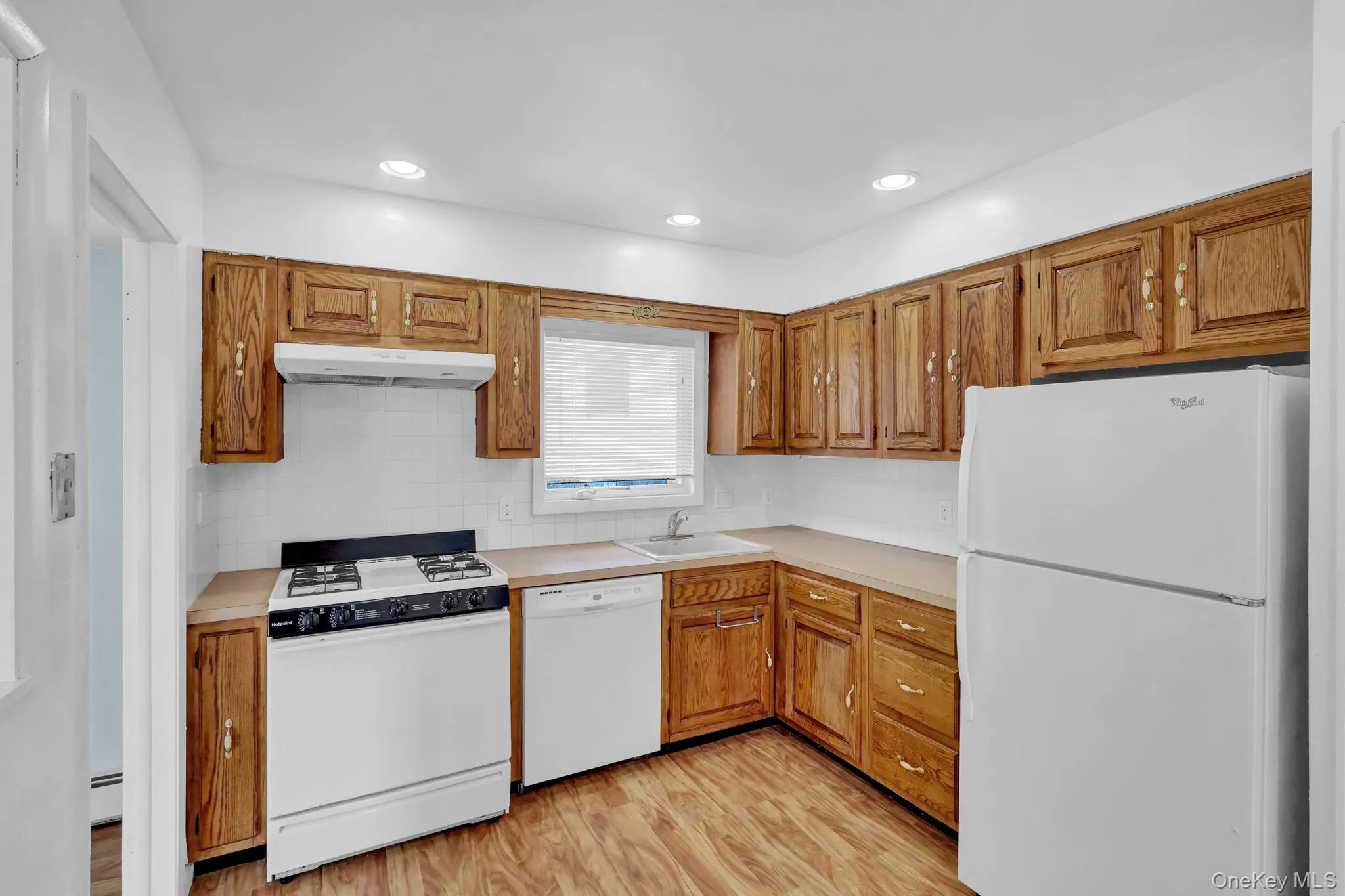 335 State Street, Long Beach, NY, 5 Bedrooms Bedrooms, 11 Rooms Rooms,2 BathroomsBathrooms,Residential,For Rent,State,0,1012542 335 State Street, Long Beach, NY, 5 Bedrooms Bedrooms, 11 Rooms Rooms,2 BathroomsBathrooms,Residential,For Rent,State,0,1012542
