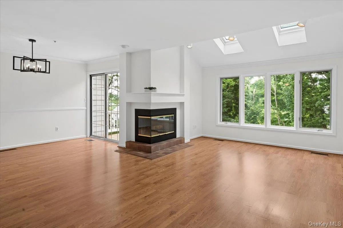 8 Oakcrest Lane, Greenburgh, NY, 2 Bedrooms Bedrooms, 7 Rooms Rooms,2 BathroomsBathrooms,Residential,For Rent,Oakcrest,0,KEY1012549 8 Oakcrest Lane, Greenburgh, NY, 2 Bedrooms Bedrooms, 7 Rooms Rooms,2 BathroomsBathrooms,Residential,For Rent,Oakcrest,0,KEY1012549