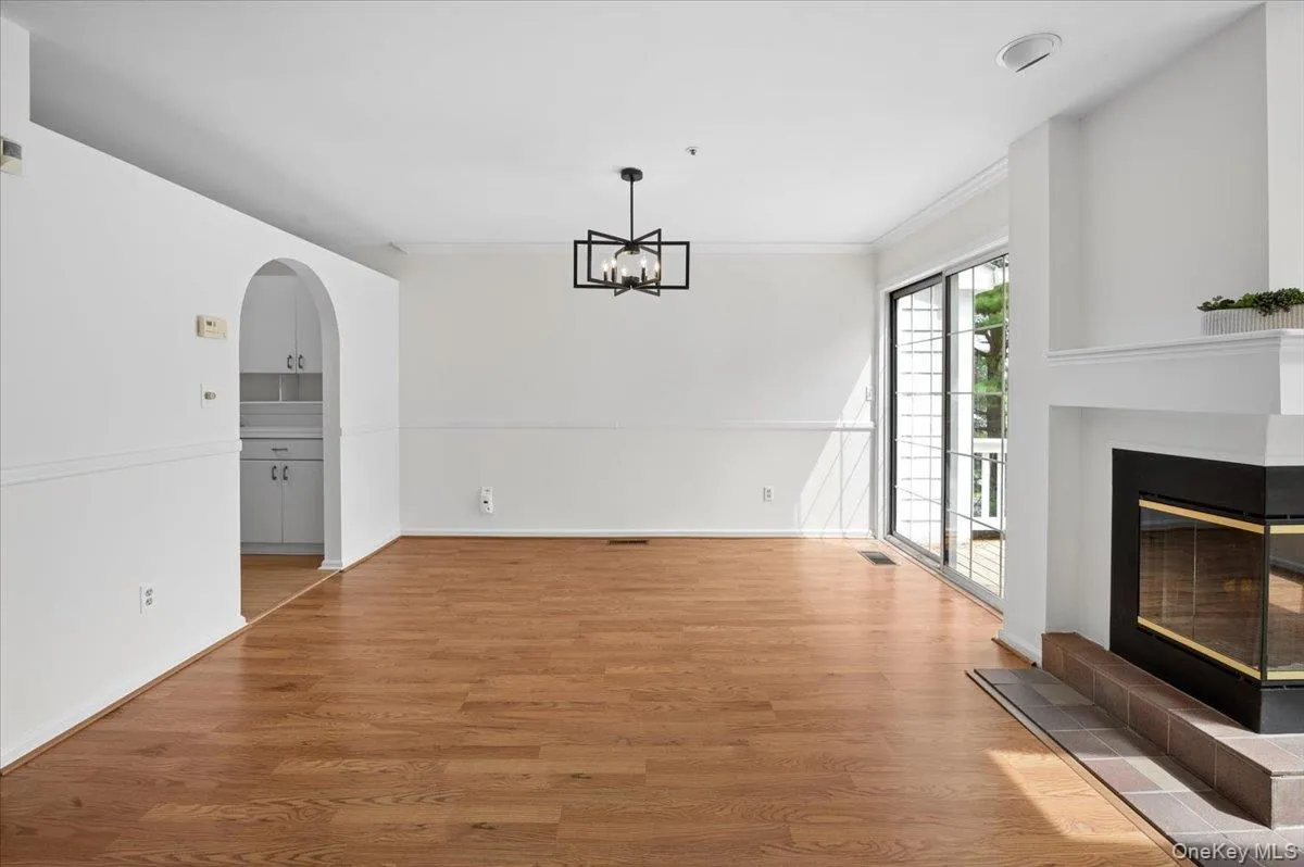8 Oakcrest Lane, Greenburgh, NY, 2 Bedrooms Bedrooms, 7 Rooms Rooms,2 BathroomsBathrooms,Residential,For Rent,Oakcrest,0,KEY1012549 8 Oakcrest Lane, Greenburgh, NY, 2 Bedrooms Bedrooms, 7 Rooms Rooms,2 BathroomsBathrooms,Residential,For Rent,Oakcrest,0,KEY1012549