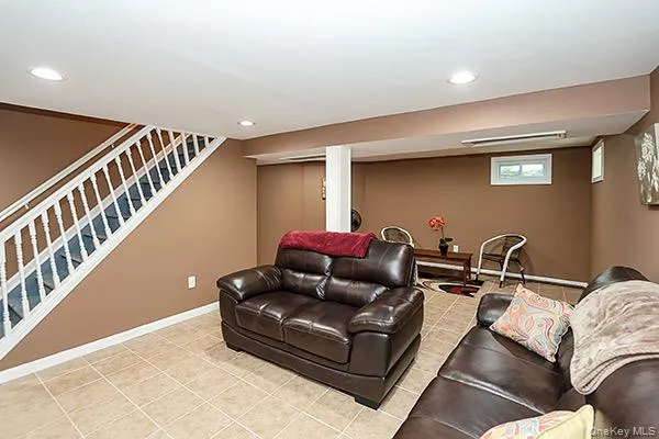 530 Coolidge Avenue, Hempstead, NY, 4 Bedrooms Bedrooms, 7 Rooms Rooms,2 BathroomsBathrooms,Residential,For Rent,Coolidge,0,1012550 530 Coolidge Avenue, Hempstead, NY, 4 Bedrooms Bedrooms, 7 Rooms Rooms,2 BathroomsBathrooms,Residential,For Rent,Coolidge,0,1012550