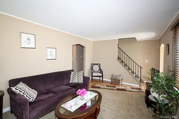 530 Coolidge Avenue, Hempstead, NY, 4 Bedrooms Bedrooms, 7 Rooms Rooms,2 BathroomsBathrooms,Residential,For Rent,Coolidge,0,1012550 530 Coolidge Avenue, Hempstead, NY, 4 Bedrooms Bedrooms, 7 Rooms Rooms,2 BathroomsBathrooms,Residential,For Rent,Coolidge,0,1012550