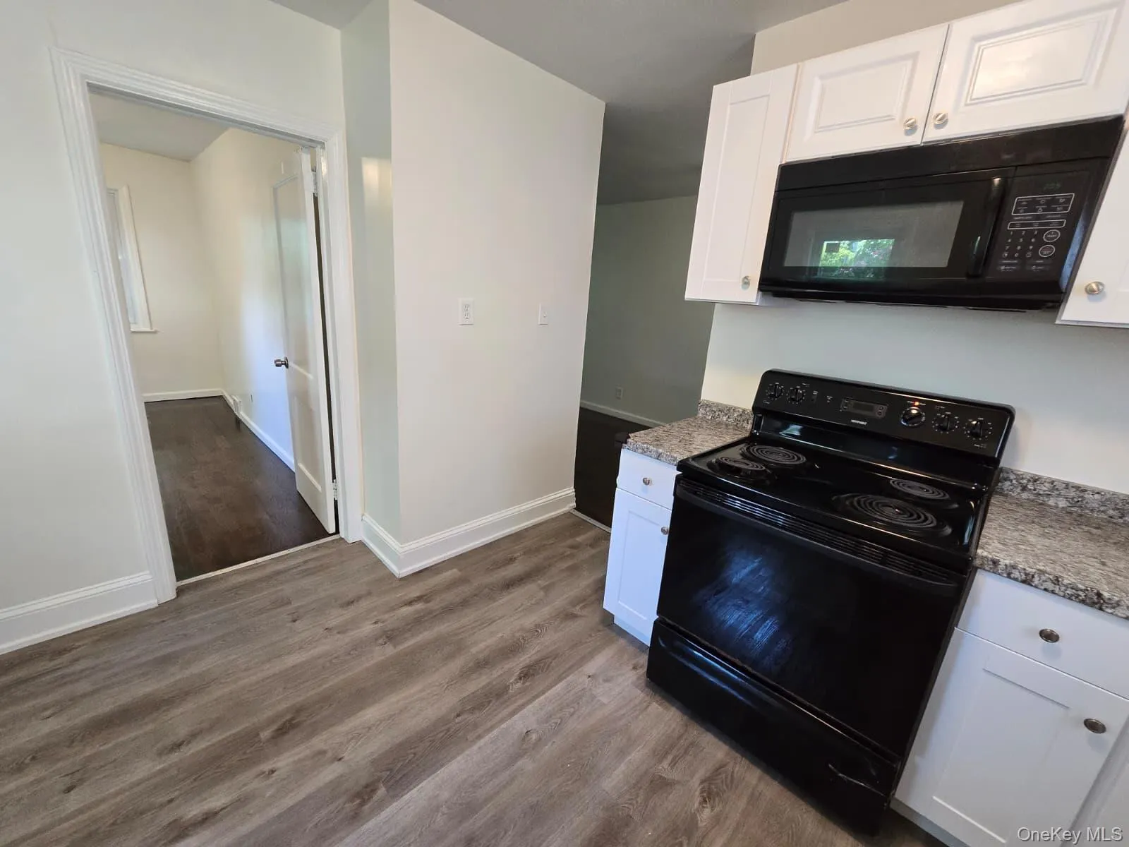 42 Quassaick Avenue, New Windsor, NY, 2 Bedrooms Bedrooms, 4 Rooms Rooms,1 BathroomBathrooms,Residential Lease,For Rent,Quassaick,0,1012551 42 Quassaick Avenue, New Windsor, NY, 2 Bedrooms Bedrooms, 4 Rooms Rooms,1 BathroomBathrooms,Residential Lease,For Rent,Quassaick,0,1012551