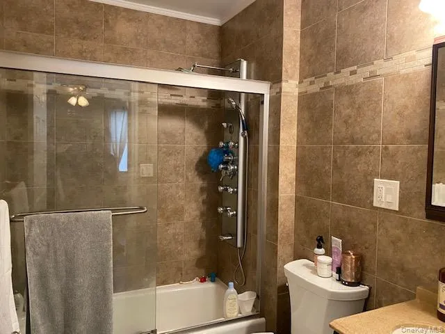 40-11 214th Place, New York, NY, 2 Bedrooms Bedrooms, 5 Rooms Rooms,2 BathroomsBathrooms,Residential Lease,For Rent,214th,0,1012554 40-11 214th Place, New York, NY, 2 Bedrooms Bedrooms, 5 Rooms Rooms,2 BathroomsBathrooms,Residential Lease,For Rent,214th,0,1012554