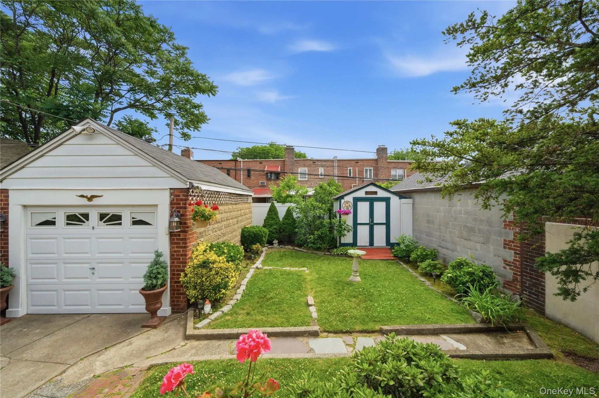 6033 69th Lane, New York, NY, 3 Bedrooms Bedrooms, 6 Rooms Rooms,2 BathroomsBathrooms,Residential,For Rent,69th,0,1012555 6033 69th Lane, New York, NY, 3 Bedrooms Bedrooms, 6 Rooms Rooms,2 BathroomsBathrooms,Residential,For Rent,69th,0,1012555