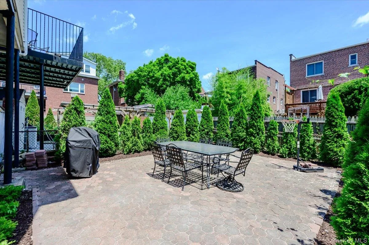 Brick Paved Patio Brick Paved Patio