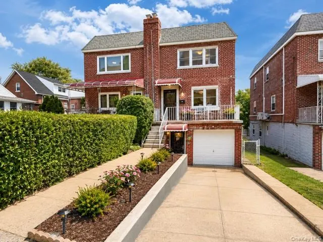 2368 Woodhull Avenue, New York, NY, 3 Bedrooms Bedrooms, 10 Rooms Rooms,2 BathroomsBathrooms,Residential,For Rent,Woodhull,0,1012557 2368 Woodhull Avenue, New York, NY, 3 Bedrooms Bedrooms, 10 Rooms Rooms,2 BathroomsBathrooms,Residential,For Rent,Woodhull,0,1012557