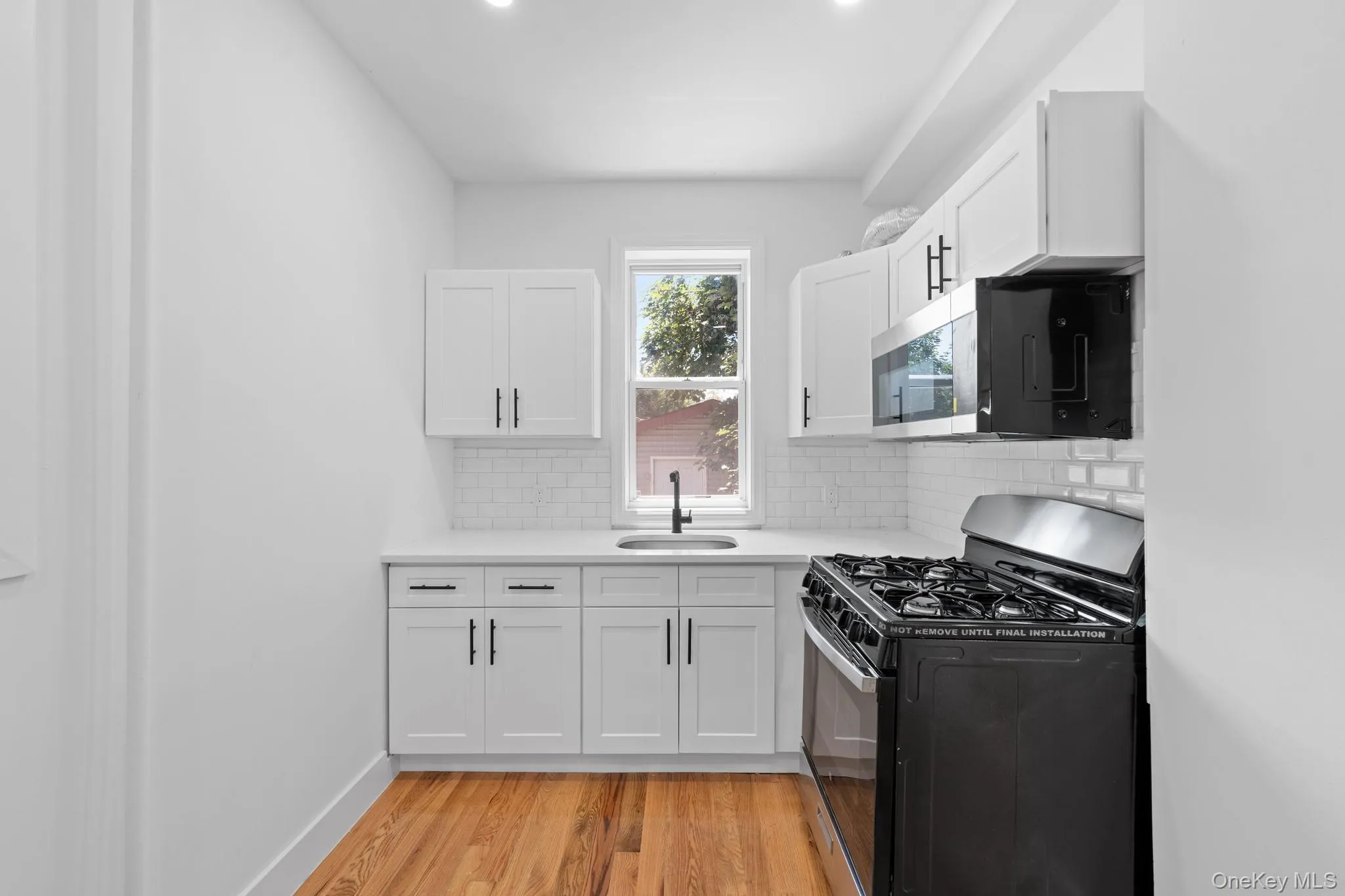 33 Cox Place, New York, NY, 3 Bedrooms Bedrooms, 12 Rooms Rooms,2 BathroomsBathrooms,Residential,For Rent,Cox,0,1012560 33 Cox Place, New York, NY, 3 Bedrooms Bedrooms, 12 Rooms Rooms,2 BathroomsBathrooms,Residential,For Rent,Cox,0,1012560