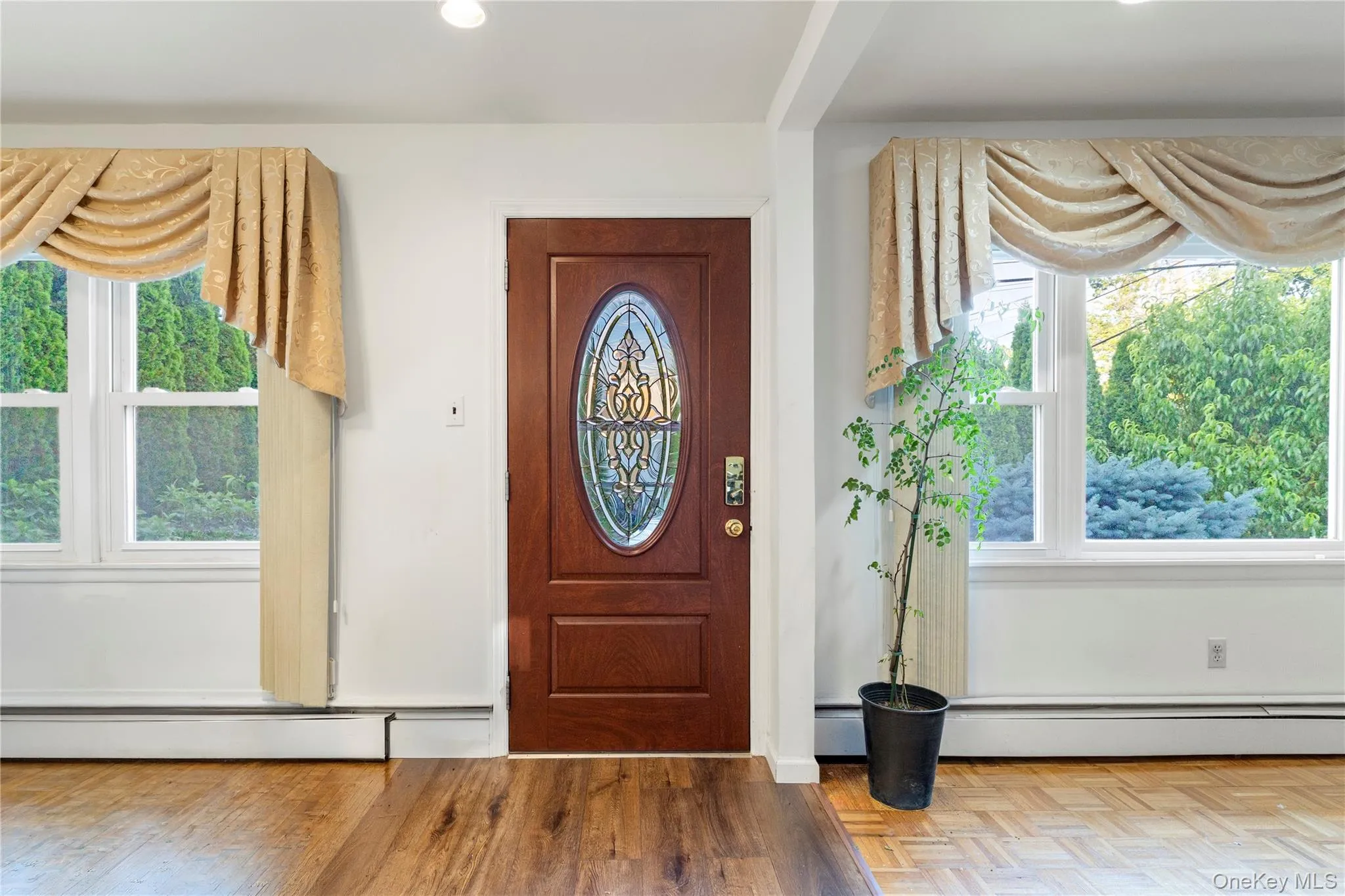 36 Richmond Street, Oyster Bay, NY, 5 Bedrooms Bedrooms, 9 Rooms Rooms,2 BathroomsBathrooms,Residential,For Rent,Richmond,0,1012561 36 Richmond Street, Oyster Bay, NY, 5 Bedrooms Bedrooms, 9 Rooms Rooms,2 BathroomsBathrooms,Residential,For Rent,Richmond,0,1012561