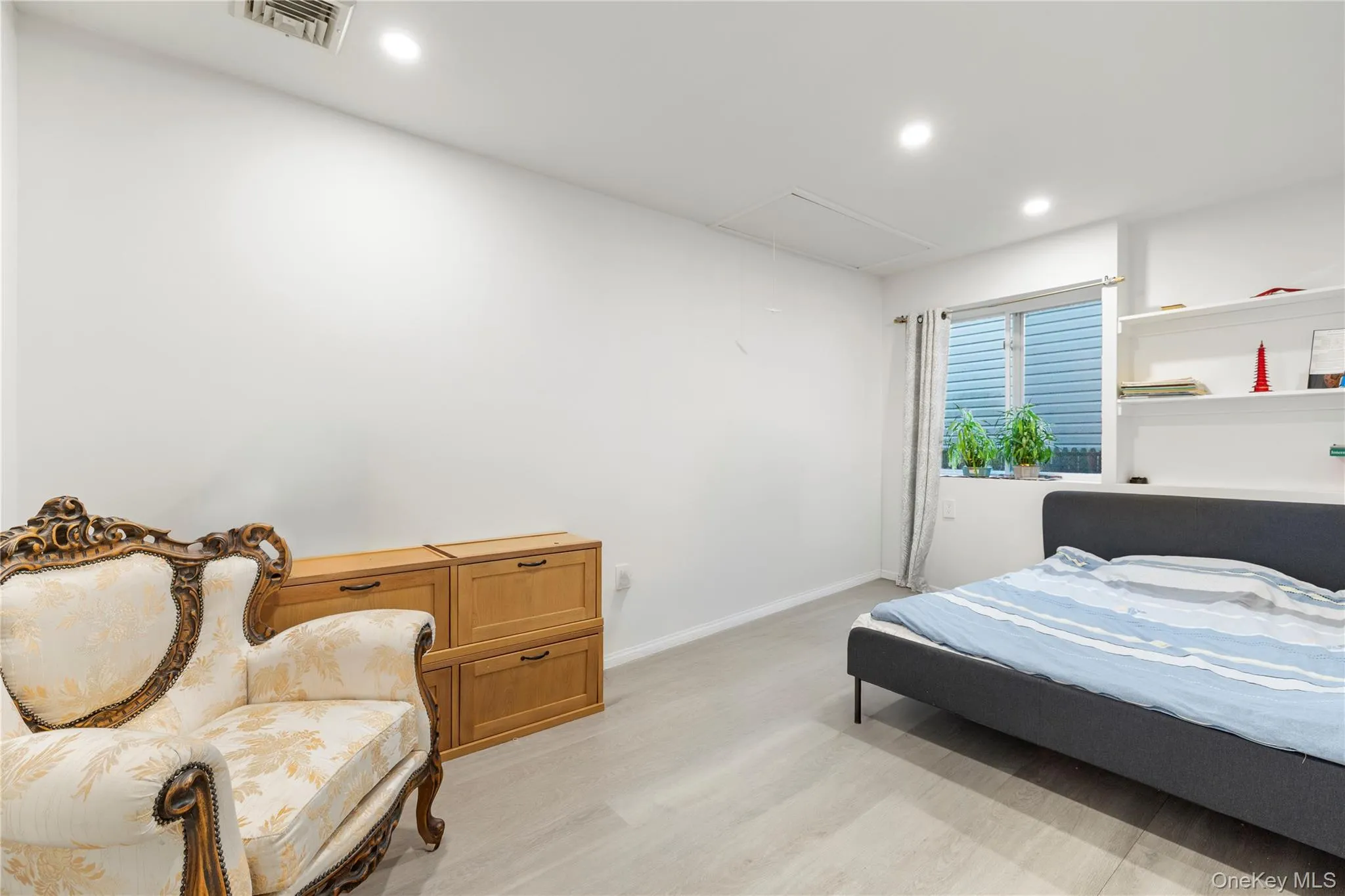 36 Richmond Street, Oyster Bay, NY, 5 Bedrooms Bedrooms, 9 Rooms Rooms,2 BathroomsBathrooms,Residential,For Rent,Richmond,0,1012561 36 Richmond Street, Oyster Bay, NY, 5 Bedrooms Bedrooms, 9 Rooms Rooms,2 BathroomsBathrooms,Residential,For Rent,Richmond,0,1012561