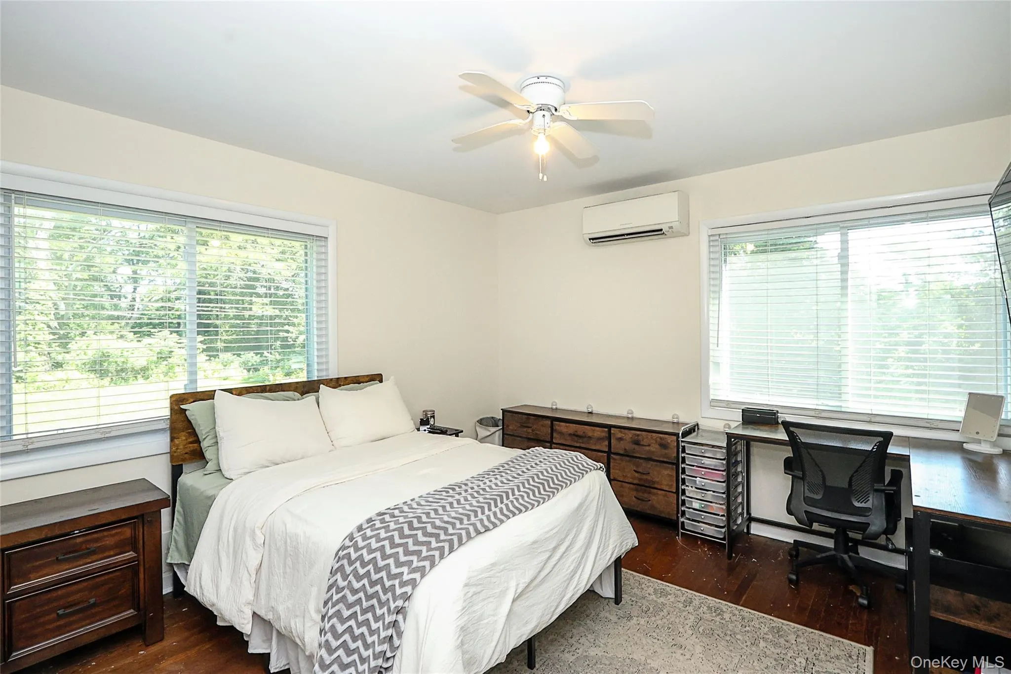 273 Sugar Toms Lane, Oyster Bay, NY, 5 Bedrooms Bedrooms, 9 Rooms Rooms,3 BathroomsBathrooms,Residential,For Rent,Sugar Toms,0,1012563 273 Sugar Toms Lane, Oyster Bay, NY, 5 Bedrooms Bedrooms, 9 Rooms Rooms,3 BathroomsBathrooms,Residential,For Rent,Sugar Toms,0,1012563