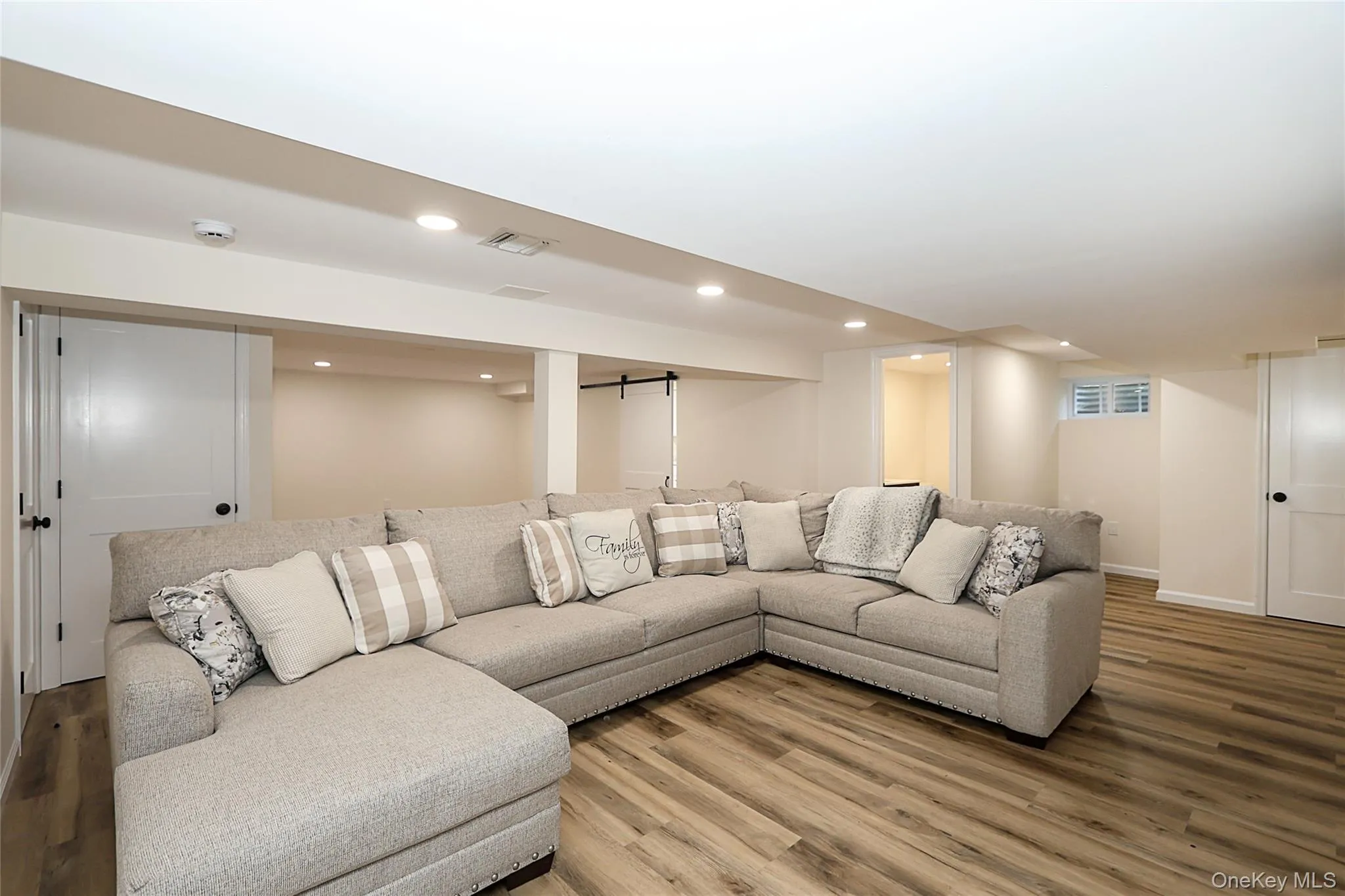273 Sugar Toms Lane, Oyster Bay, NY, 5 Bedrooms Bedrooms, 9 Rooms Rooms,3 BathroomsBathrooms,Residential,For Rent,Sugar Toms,0,1012563 273 Sugar Toms Lane, Oyster Bay, NY, 5 Bedrooms Bedrooms, 9 Rooms Rooms,3 BathroomsBathrooms,Residential,For Rent,Sugar Toms,0,1012563