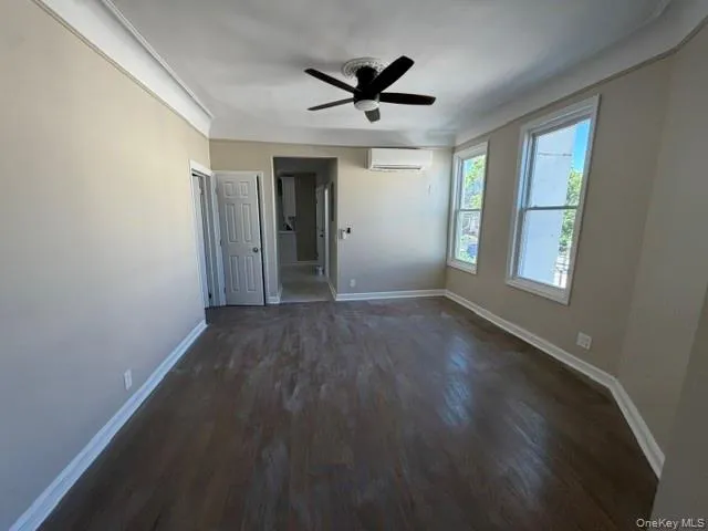 667 Morris Park Avenue, New York, NY, 3 Bedrooms Bedrooms, 6 Rooms Rooms,1 BathroomBathrooms,Residential Lease,For Rent,Morris Park,0,1012564 667 Morris Park Avenue, New York, NY, 3 Bedrooms Bedrooms, 6 Rooms Rooms,1 BathroomBathrooms,Residential Lease,For Rent,Morris Park,0,1012564