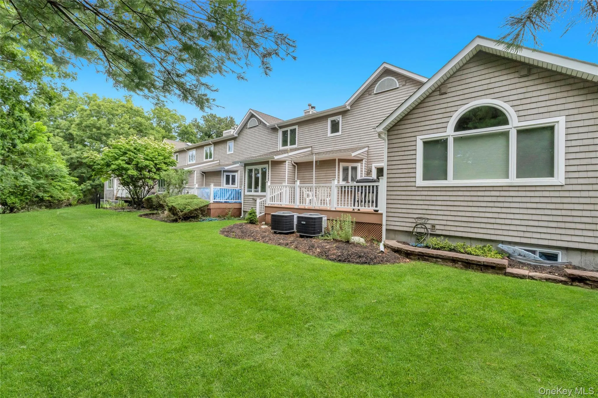 22 Kettle Hole Road, Brookhaven, NY, 2 Bedrooms Bedrooms, 6 Rooms Rooms,2 BathroomsBathrooms,Residential,For Rent,Kettle Hole,0,KEY1012566 22 Kettle Hole Road, Brookhaven, NY, 2 Bedrooms Bedrooms, 6 Rooms Rooms,2 BathroomsBathrooms,Residential,For Rent,Kettle Hole,0,KEY1012566
