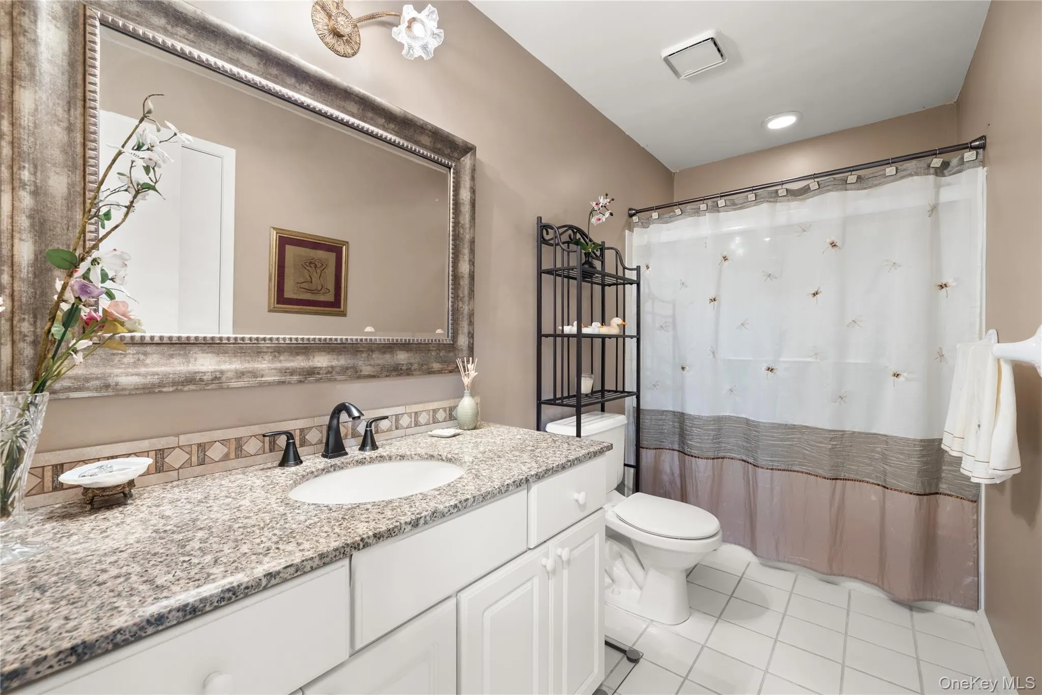 23 Stone Gate Court, Smithtown, NY, 3 Bedrooms Bedrooms, 6 Rooms Rooms,2 BathroomsBathrooms,Residential,For Rent,Stone Gate,0,1012569 23 Stone Gate Court, Smithtown, NY, 3 Bedrooms Bedrooms, 6 Rooms Rooms,2 BathroomsBathrooms,Residential,For Rent,Stone Gate,0,1012569