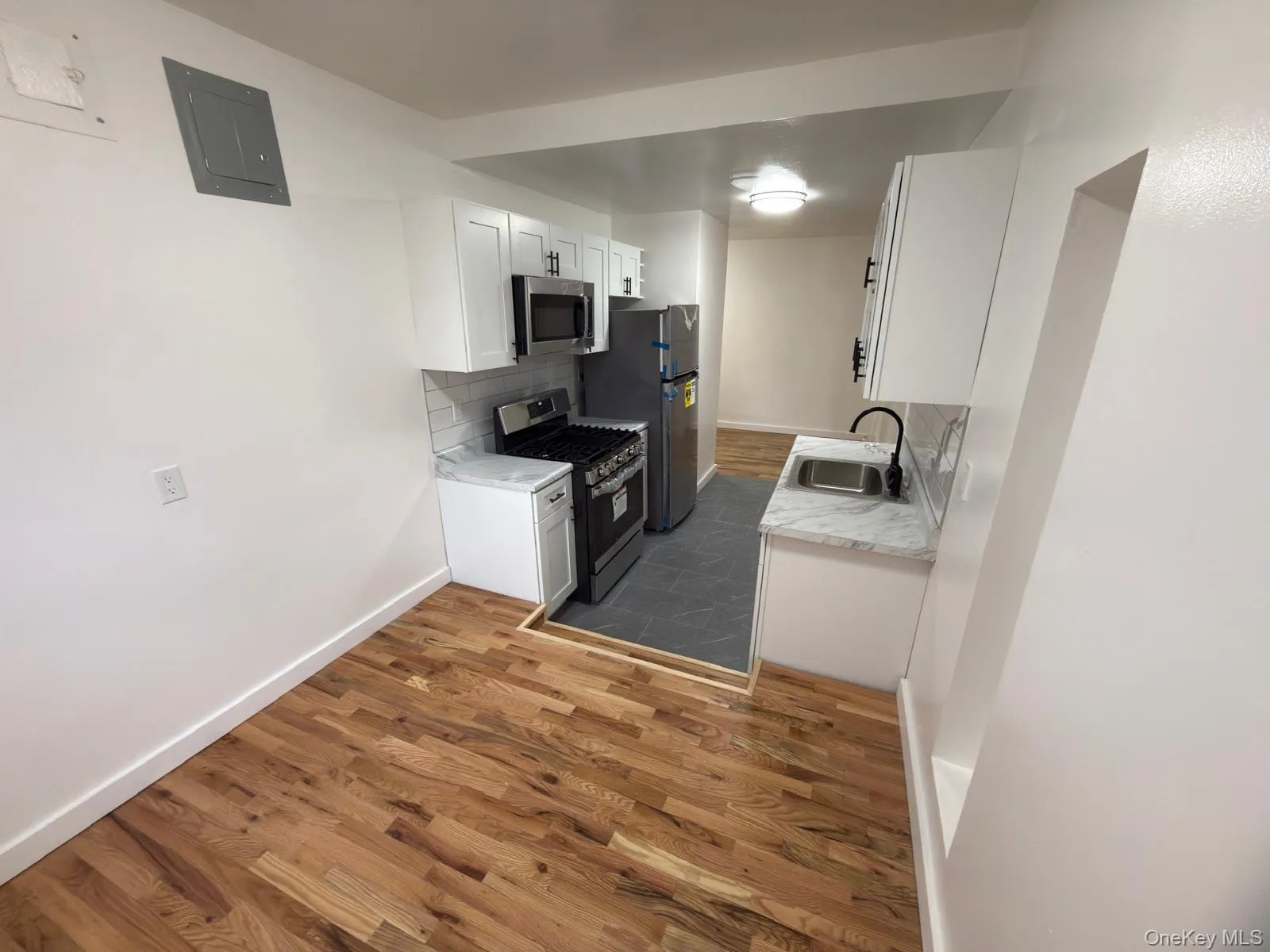 104 Highland Ave, Yonkers, NY, 2 Bedrooms Bedrooms, 5 Rooms Rooms,1 BathroomBathrooms,Residential,For Rent,Ave,0,1012571 104 Highland Ave, Yonkers, NY, 2 Bedrooms Bedrooms, 5 Rooms Rooms,1 BathroomBathrooms,Residential,For Rent,Ave,0,1012571