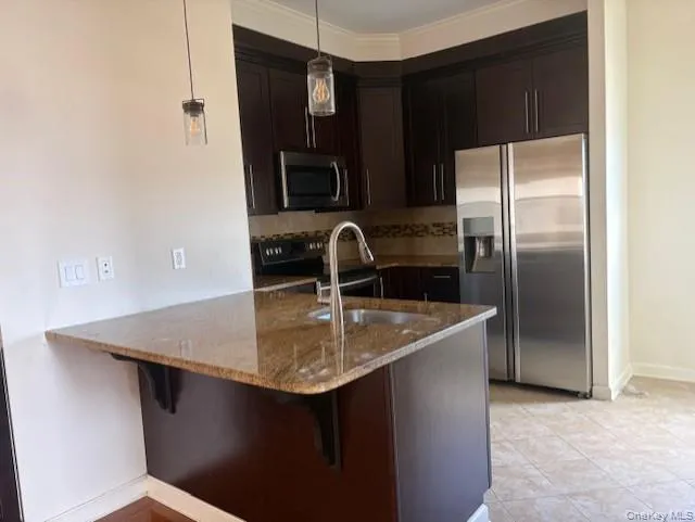 40-11 214th Place, New York, NY, 1 Bedroom Bedrooms, 3 Rooms Rooms,1 BathroomBathrooms,Residential Lease,For Rent,214th,0,1012574 40-11 214th Place, New York, NY, 1 Bedroom Bedrooms, 3 Rooms Rooms,1 BathroomBathrooms,Residential Lease,For Rent,214th,0,1012574