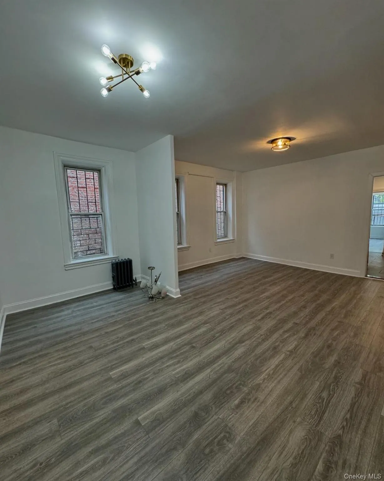 742 Sheffield Avenue, New York, NY, 3 Bedrooms Bedrooms, 5 Rooms Rooms,1 BathroomBathrooms,Residential Lease,For Rent,Sheffield,0,1012575 742 Sheffield Avenue, New York, NY, 3 Bedrooms Bedrooms, 5 Rooms Rooms,1 BathroomBathrooms,Residential Lease,For Rent,Sheffield,0,1012575