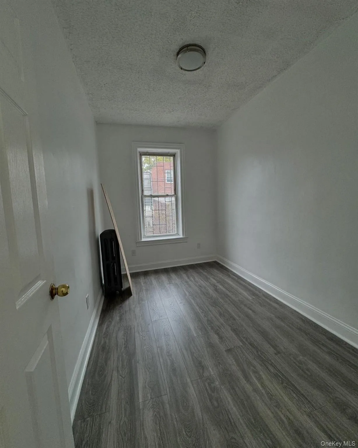 742 Sheffield Avenue, New York, NY, 3 Bedrooms Bedrooms, 5 Rooms Rooms,1 BathroomBathrooms,Residential Lease,For Rent,Sheffield,0,1012575 742 Sheffield Avenue, New York, NY, 3 Bedrooms Bedrooms, 5 Rooms Rooms,1 BathroomBathrooms,Residential Lease,For Rent,Sheffield,0,1012575