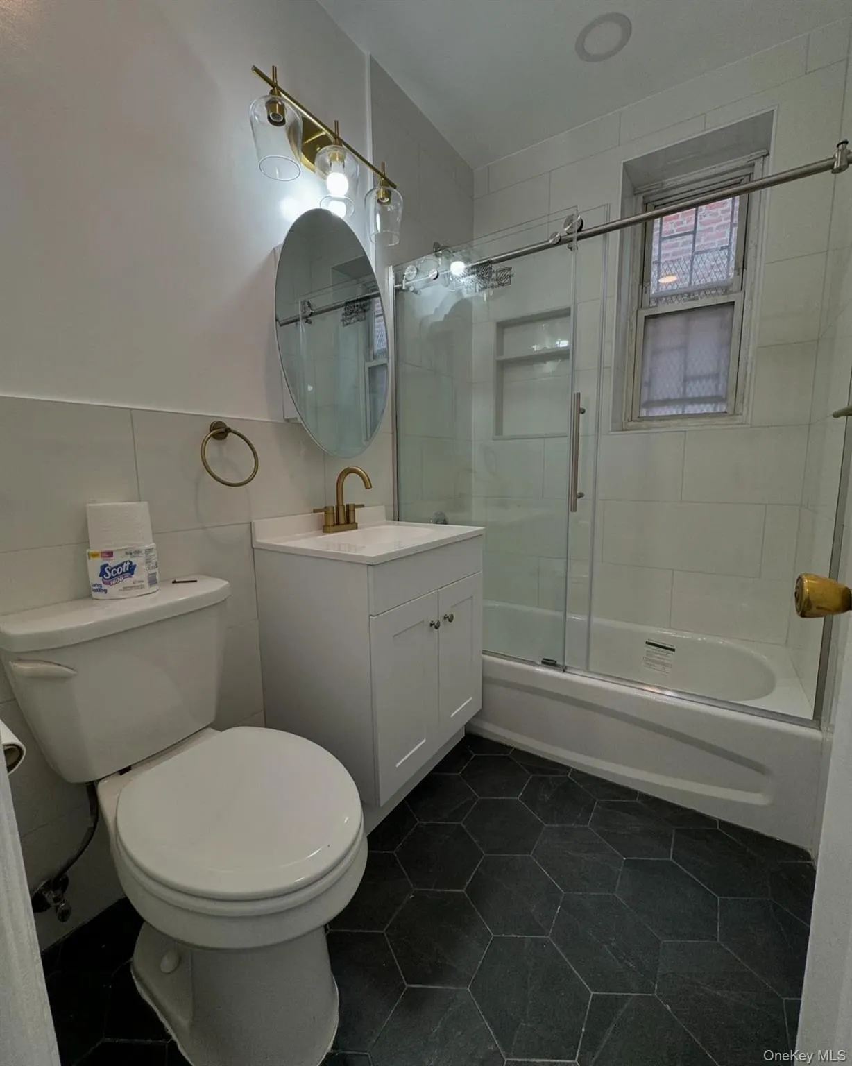 742 Sheffield Avenue, New York, NY, 3 Bedrooms Bedrooms, 5 Rooms Rooms,1 BathroomBathrooms,Residential Lease,For Rent,Sheffield,0,1012575 742 Sheffield Avenue, New York, NY, 3 Bedrooms Bedrooms, 5 Rooms Rooms,1 BathroomBathrooms,Residential Lease,For Rent,Sheffield,0,1012575