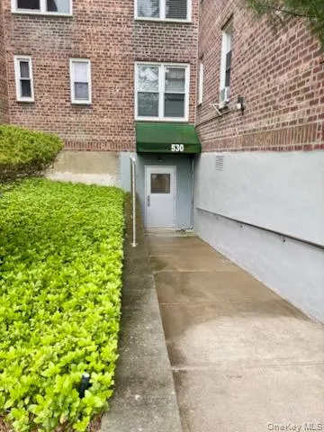 530 Dubois Avenue, Hempstead, NY, 2 Bedrooms Bedrooms, 5 Rooms Rooms,1 BathroomBathrooms,Residential,For Rent,Dubois,0,1012579 530 Dubois Avenue, Hempstead, NY, 2 Bedrooms Bedrooms, 5 Rooms Rooms,1 BathroomBathrooms,Residential,For Rent,Dubois,0,1012579