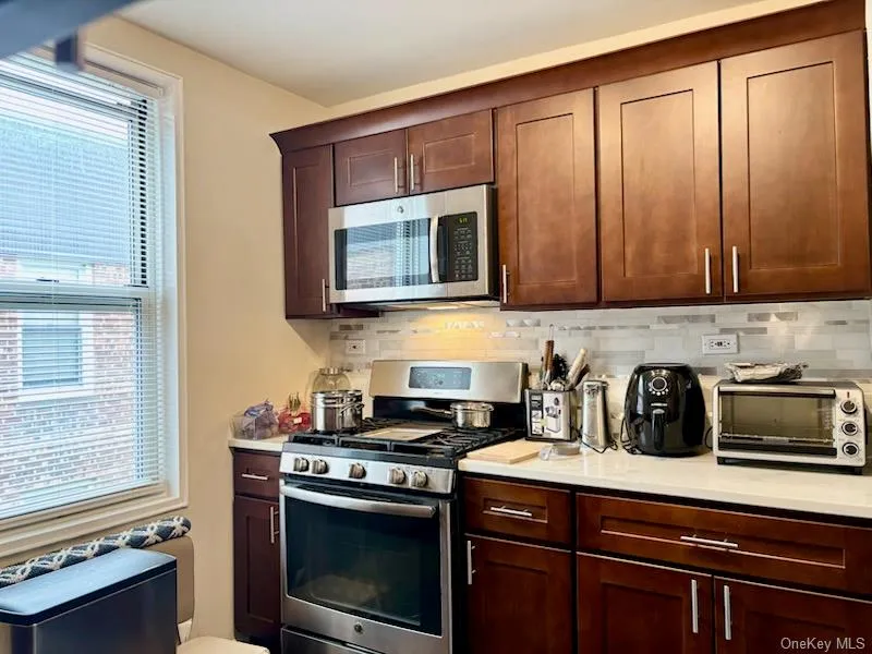 530 Dubois Avenue, Hempstead, NY, 2 Bedrooms Bedrooms, 5 Rooms Rooms,1 BathroomBathrooms,Residential,For Rent,Dubois,0,1012579 530 Dubois Avenue, Hempstead, NY, 2 Bedrooms Bedrooms, 5 Rooms Rooms,1 BathroomBathrooms,Residential,For Rent,Dubois,0,1012579