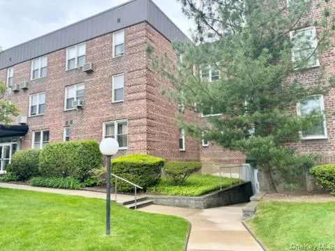 530 Dubois Avenue, Hempstead, NY, 2 Bedrooms Bedrooms, 5 Rooms Rooms,1 BathroomBathrooms,Residential,For Rent,Dubois,0,1012579 530 Dubois Avenue, Hempstead, NY, 2 Bedrooms Bedrooms, 5 Rooms Rooms,1 BathroomBathrooms,Residential,For Rent,Dubois,0,1012579