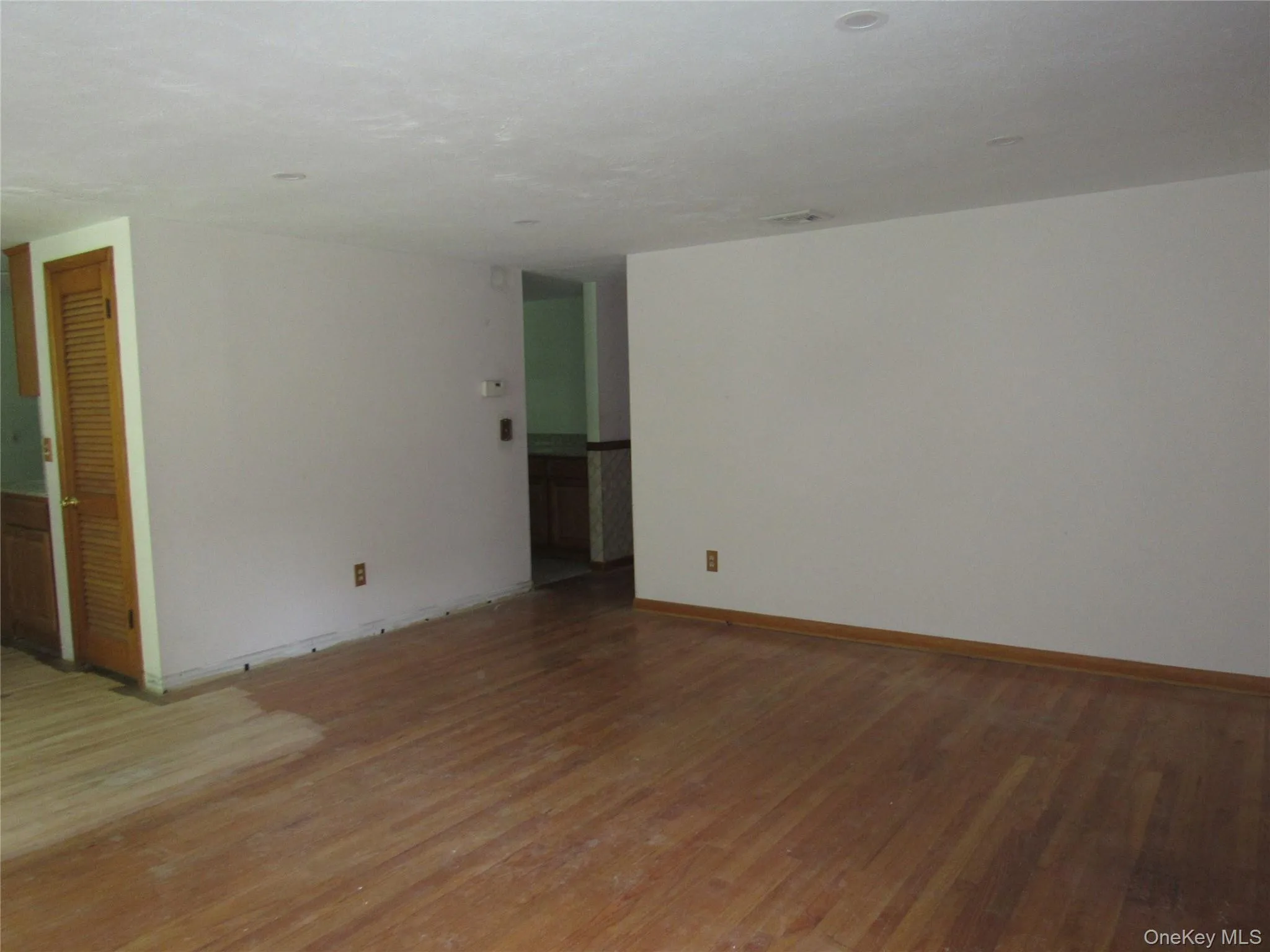 6 Meadow Avenue, Blooming Grove, NY, 3 Bedrooms Bedrooms, 6 Rooms Rooms,1 BathroomBathrooms,Residential,For Rent,Meadow,0,1012580 6 Meadow Avenue, Blooming Grove, NY, 3 Bedrooms Bedrooms, 6 Rooms Rooms,1 BathroomBathrooms,Residential,For Rent,Meadow,0,1012580