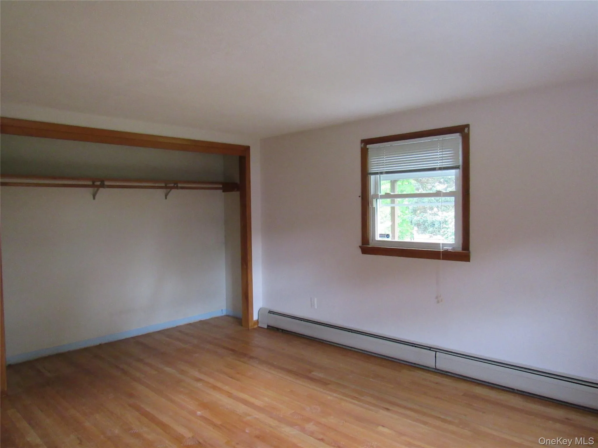 6 Meadow Avenue, Blooming Grove, NY, 3 Bedrooms Bedrooms, 6 Rooms Rooms,1 BathroomBathrooms,Residential,For Rent,Meadow,0,1012580 6 Meadow Avenue, Blooming Grove, NY, 3 Bedrooms Bedrooms, 6 Rooms Rooms,1 BathroomBathrooms,Residential,For Rent,Meadow,0,1012580