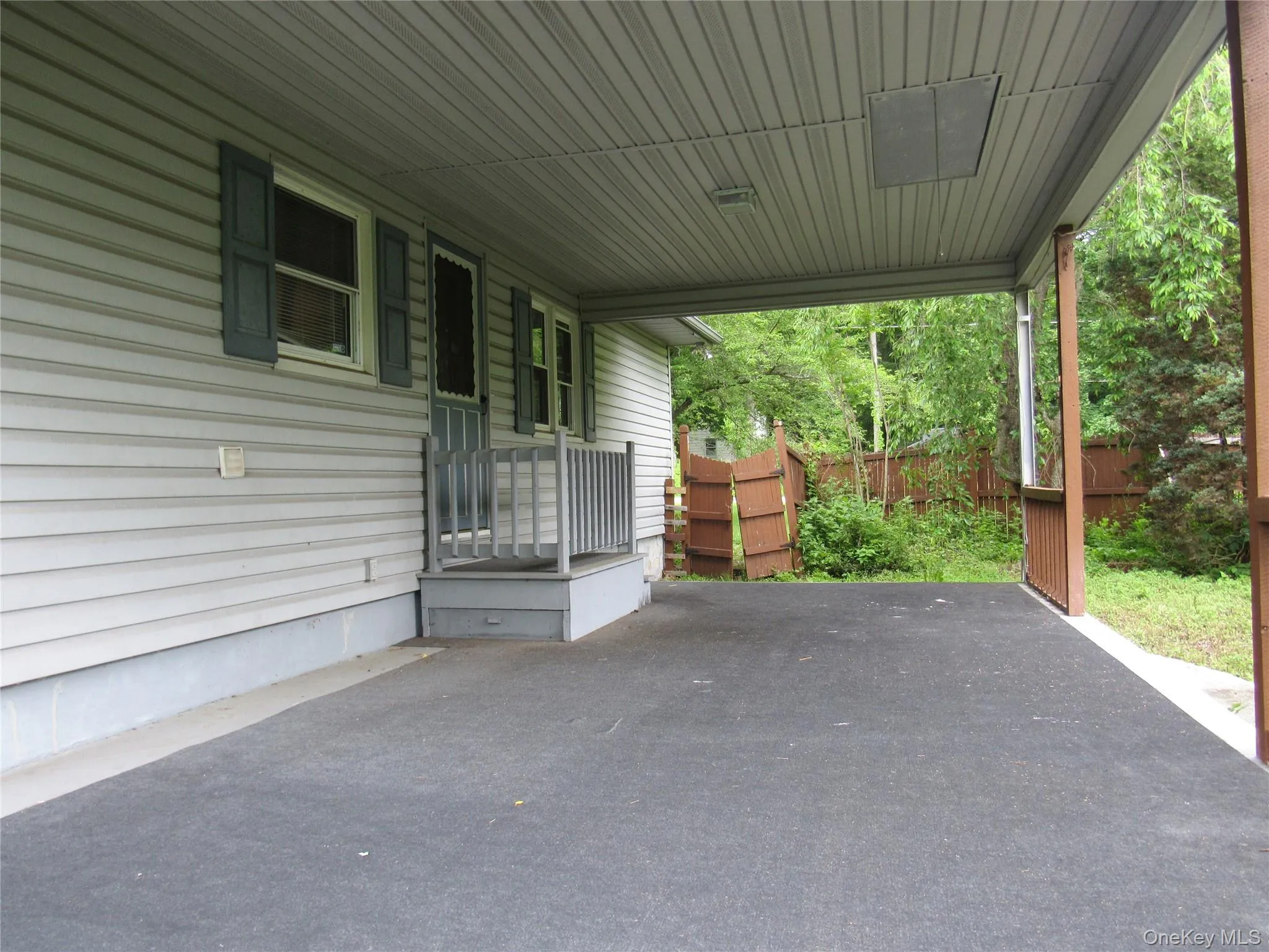 6 Meadow Avenue, Blooming Grove, NY, 3 Bedrooms Bedrooms, 6 Rooms Rooms,1 BathroomBathrooms,Residential,For Rent,Meadow,0,1012580 6 Meadow Avenue, Blooming Grove, NY, 3 Bedrooms Bedrooms, 6 Rooms Rooms,1 BathroomBathrooms,Residential,For Rent,Meadow,0,1012580