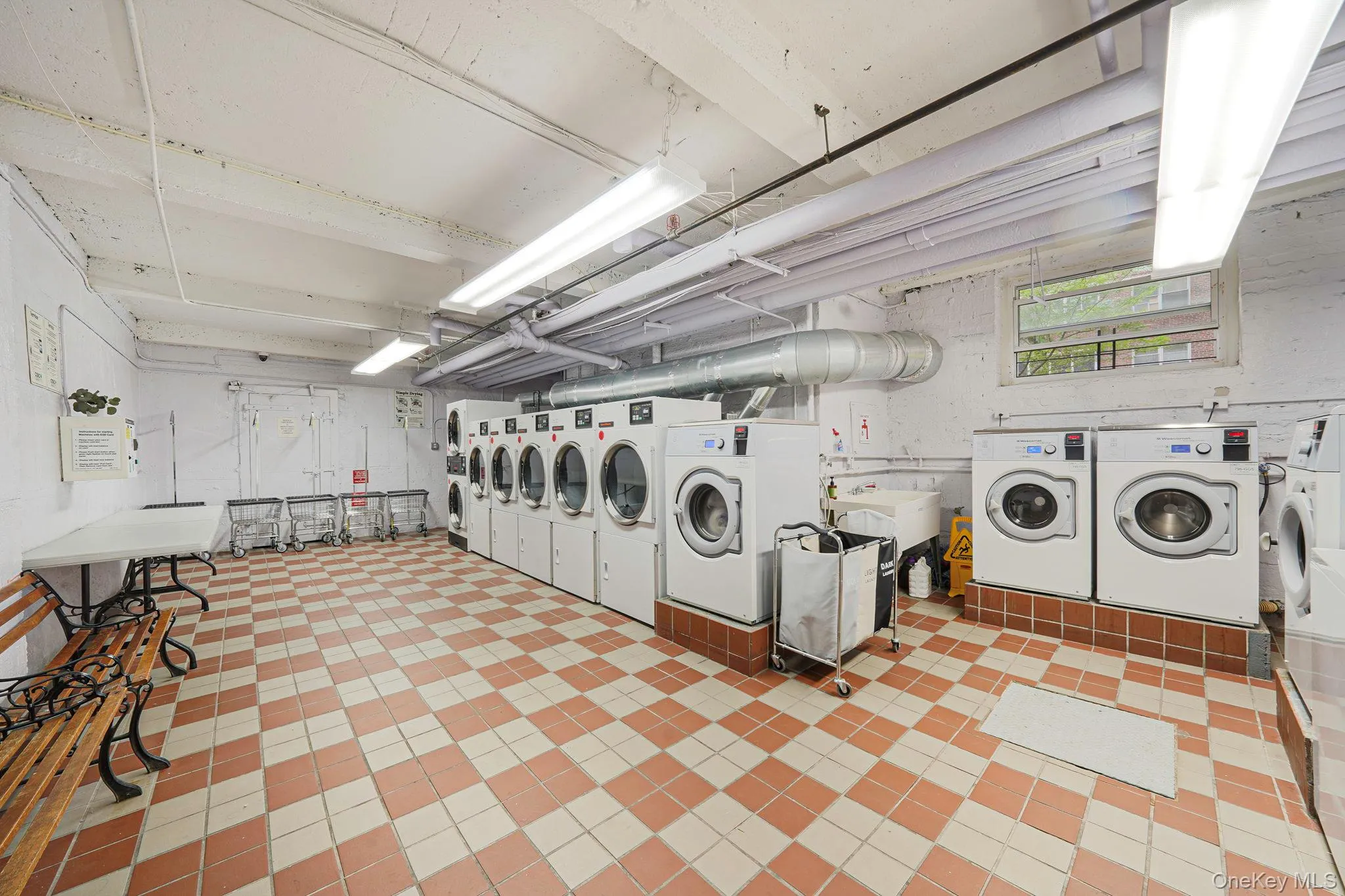 67-66 108th Street, New York, NY, 1 Bedroom Bedrooms, 4 Rooms Rooms,1 BathroomBathrooms,Residential,For Rent,108th,0,1012584 67-66 108th Street, New York, NY, 1 Bedroom Bedrooms, 4 Rooms Rooms,1 BathroomBathrooms,Residential,For Rent,108th,0,1012584
