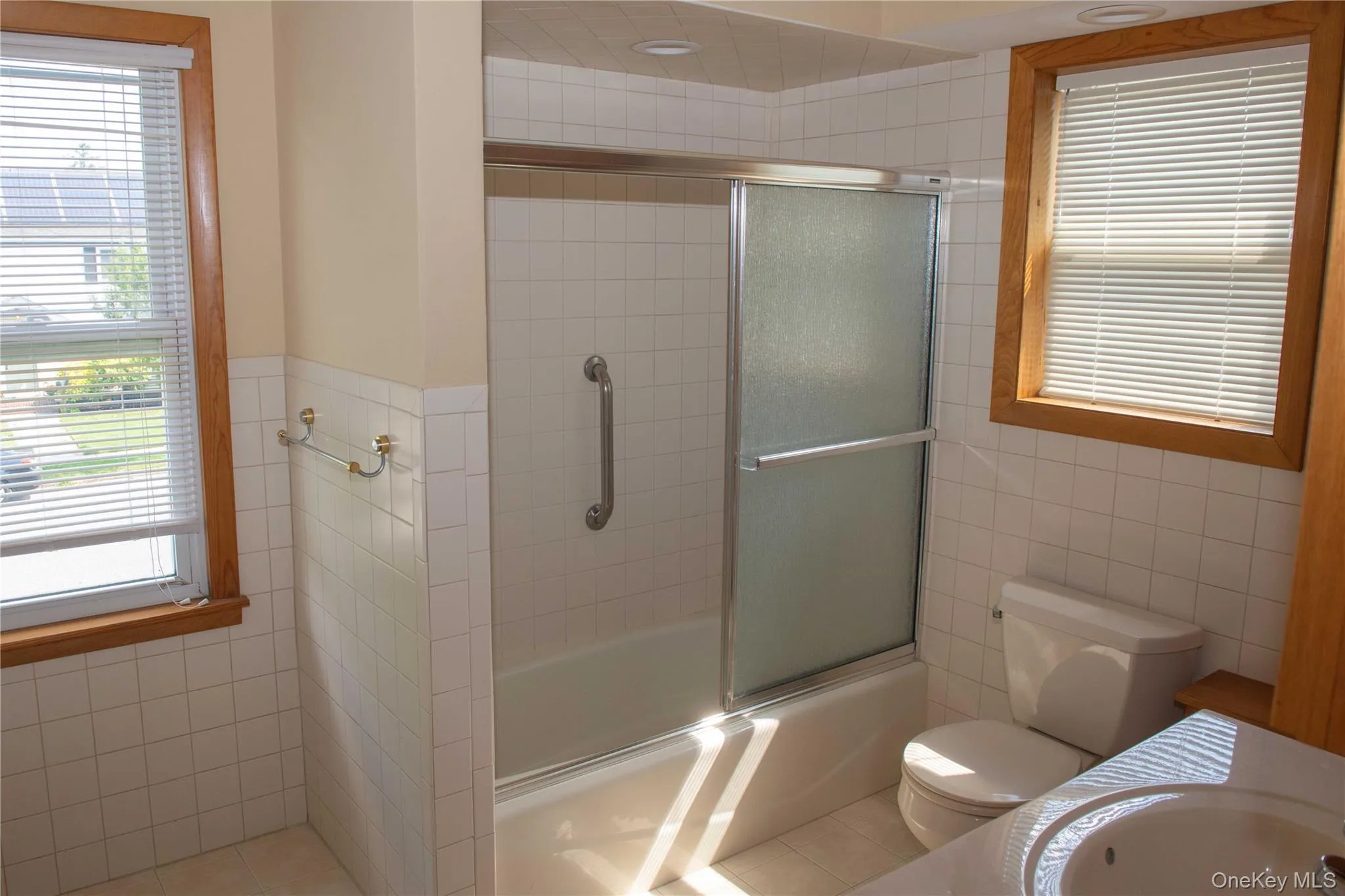 2445 Soper Avenue, Hempstead, NY, 4 Bedrooms Bedrooms, 8 Rooms Rooms,2 BathroomsBathrooms,Residential,For Rent,Soper,0,1012585 2445 Soper Avenue, Hempstead, NY, 4 Bedrooms Bedrooms, 8 Rooms Rooms,2 BathroomsBathrooms,Residential,For Rent,Soper,0,1012585