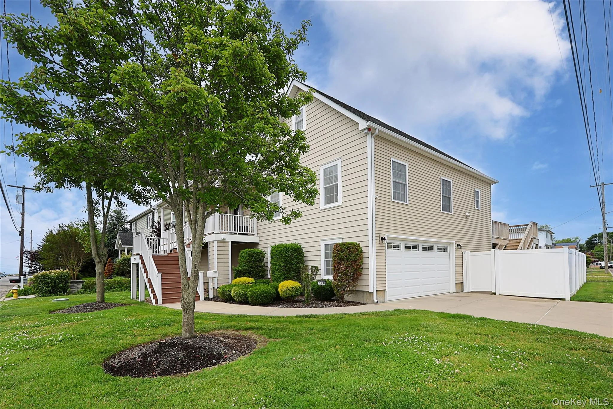 370 Rider Avenue, Brookhaven, NY, 3 Bedrooms Bedrooms, 8 Rooms Rooms,2 BathroomsBathrooms,Residential,For Rent,Rider,0,1012587 370 Rider Avenue, Brookhaven, NY, 3 Bedrooms Bedrooms, 8 Rooms Rooms,2 BathroomsBathrooms,Residential,For Rent,Rider,0,1012587