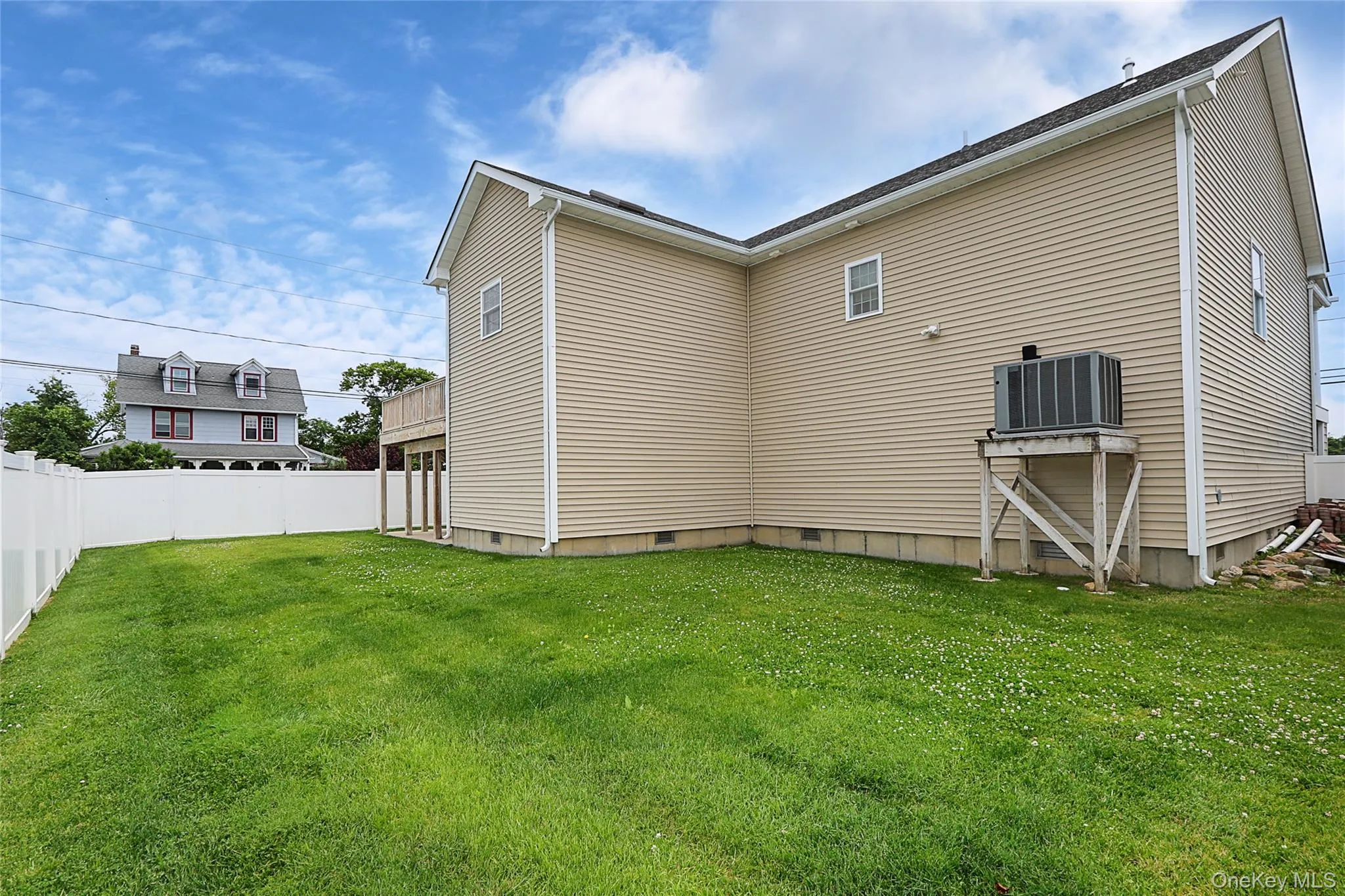 370 Rider Avenue, Brookhaven, NY, 3 Bedrooms Bedrooms, 8 Rooms Rooms,2 BathroomsBathrooms,Residential,For Rent,Rider,0,1012587 370 Rider Avenue, Brookhaven, NY, 3 Bedrooms Bedrooms, 8 Rooms Rooms,2 BathroomsBathrooms,Residential,For Rent,Rider,0,1012587