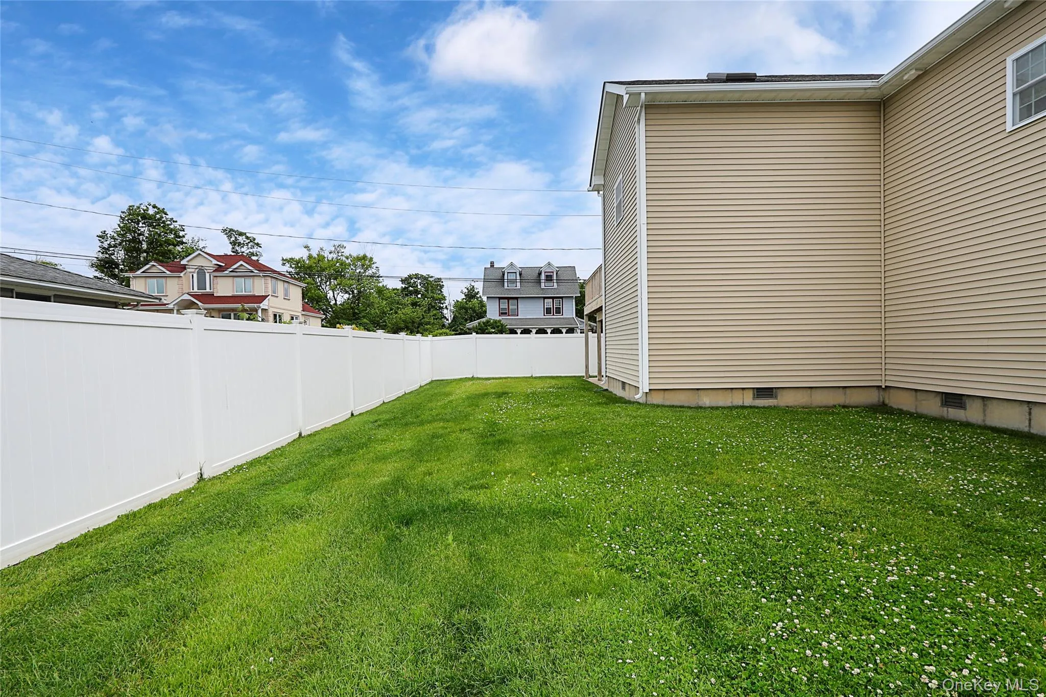 370 Rider Avenue, Brookhaven, NY, 3 Bedrooms Bedrooms, 8 Rooms Rooms,2 BathroomsBathrooms,Residential,For Rent,Rider,0,1012587 370 Rider Avenue, Brookhaven, NY, 3 Bedrooms Bedrooms, 8 Rooms Rooms,2 BathroomsBathrooms,Residential,For Rent,Rider,0,1012587