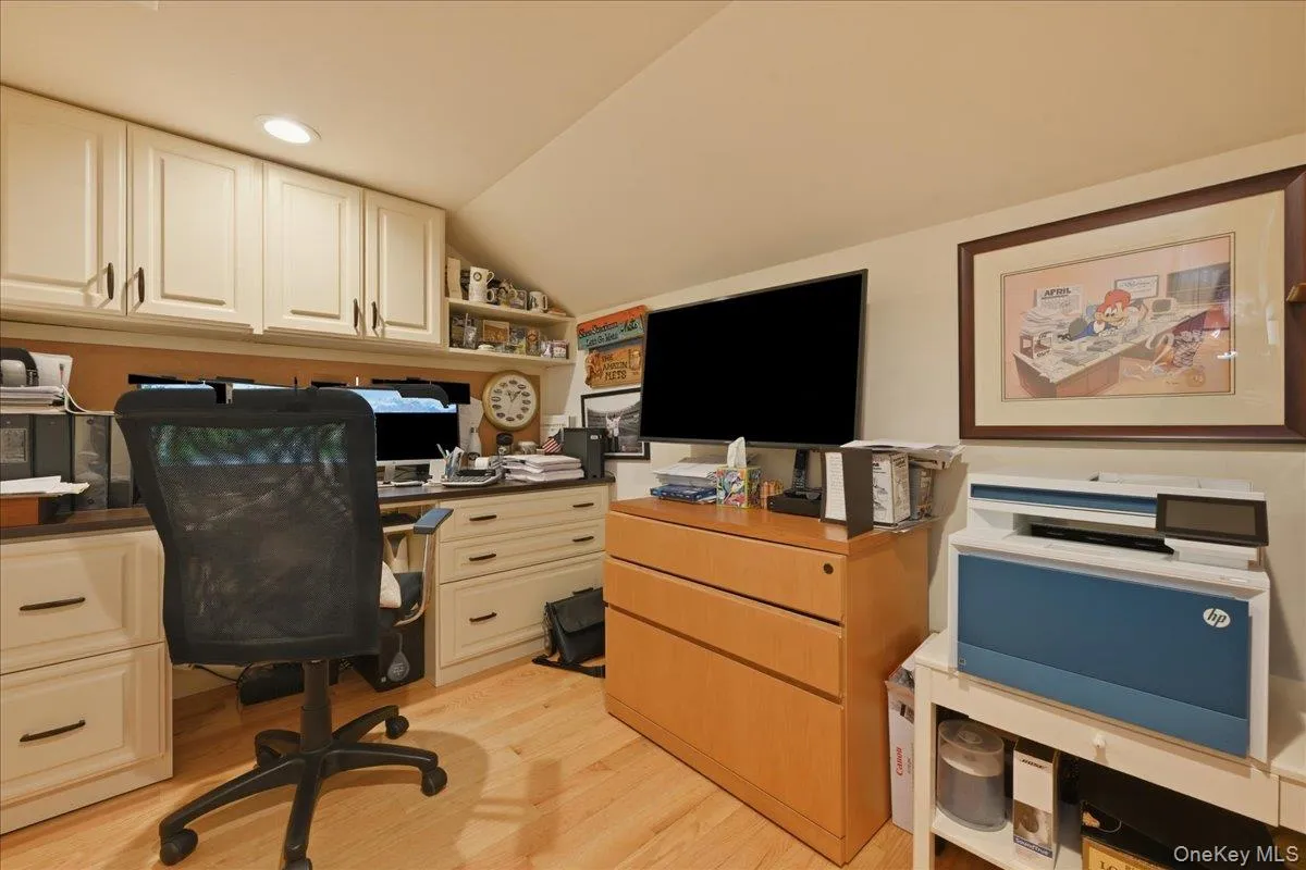 Bonus Room with Home Office Bonus Room with Home Office