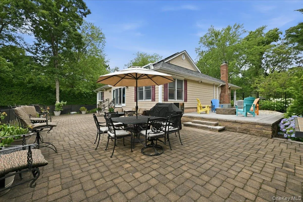 42 Mc Lane Drive, Huntington, NY, 3 Bedrooms Bedrooms, 8 Rooms Rooms,3 BathroomsBathrooms,Residential,For Rent,Mc Lane,0,KEY1012588 42 Mc Lane Drive, Huntington, NY, 3 Bedrooms Bedrooms, 8 Rooms Rooms,3 BathroomsBathrooms,Residential,For Rent,Mc Lane,0,KEY1012588
