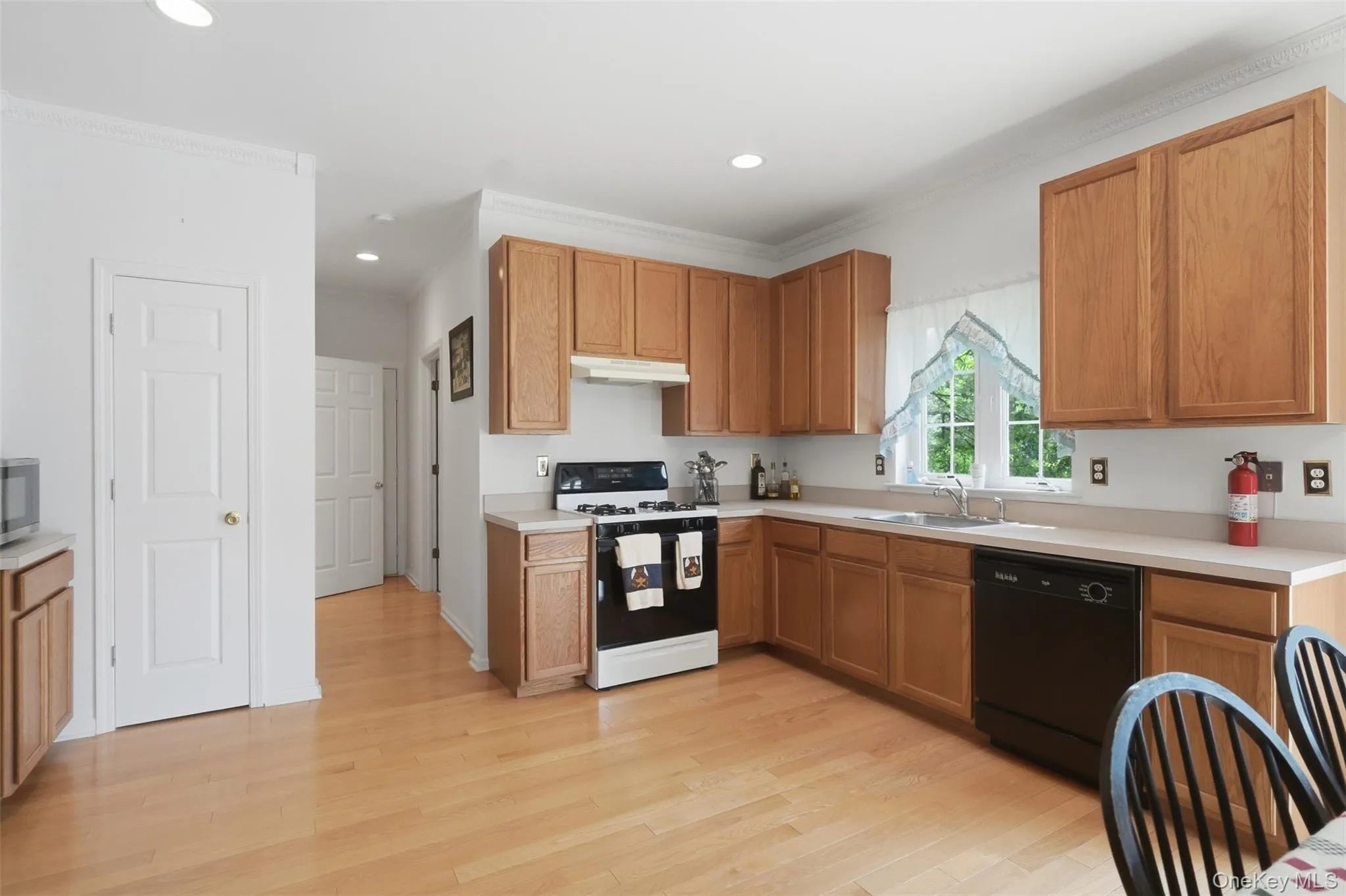 2 Gatehouse Place, Montgomery, NY, 4 Bedrooms Bedrooms, 8 Rooms Rooms,2 BathroomsBathrooms,Residential,For Rent,Gatehouse,0,1012594 2 Gatehouse Place, Montgomery, NY, 4 Bedrooms Bedrooms, 8 Rooms Rooms,2 BathroomsBathrooms,Residential,For Rent,Gatehouse,0,1012594
