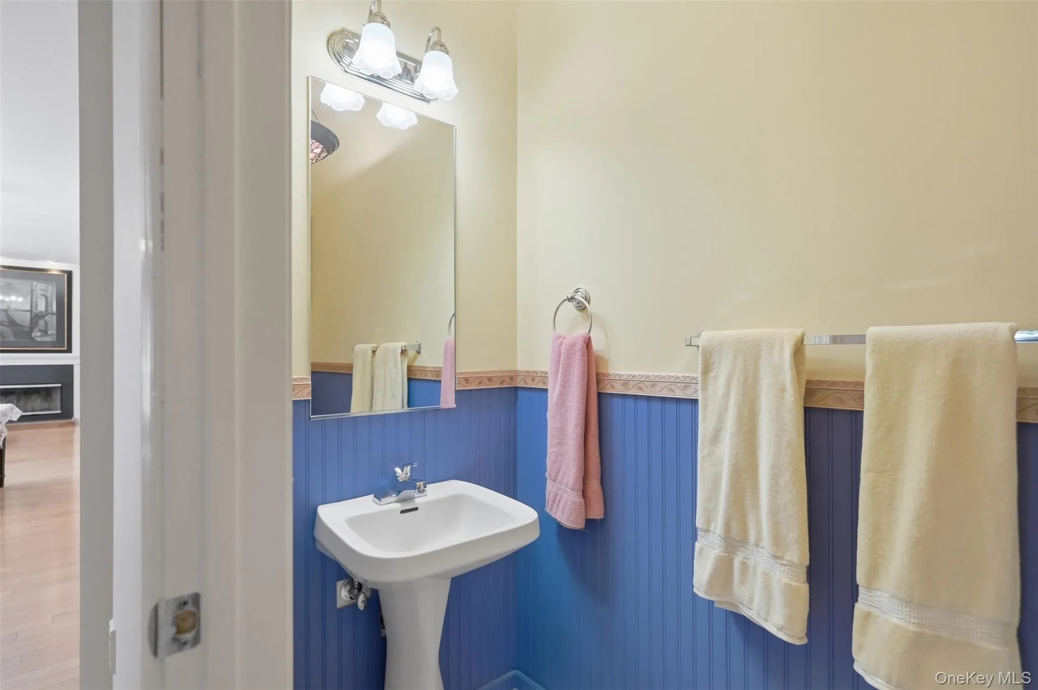 2 Gatehouse Place, Montgomery, NY, 4 Bedrooms Bedrooms, 8 Rooms Rooms,2 BathroomsBathrooms,Residential,For Rent,Gatehouse,0,1012594 2 Gatehouse Place, Montgomery, NY, 4 Bedrooms Bedrooms, 8 Rooms Rooms,2 BathroomsBathrooms,Residential,For Rent,Gatehouse,0,1012594