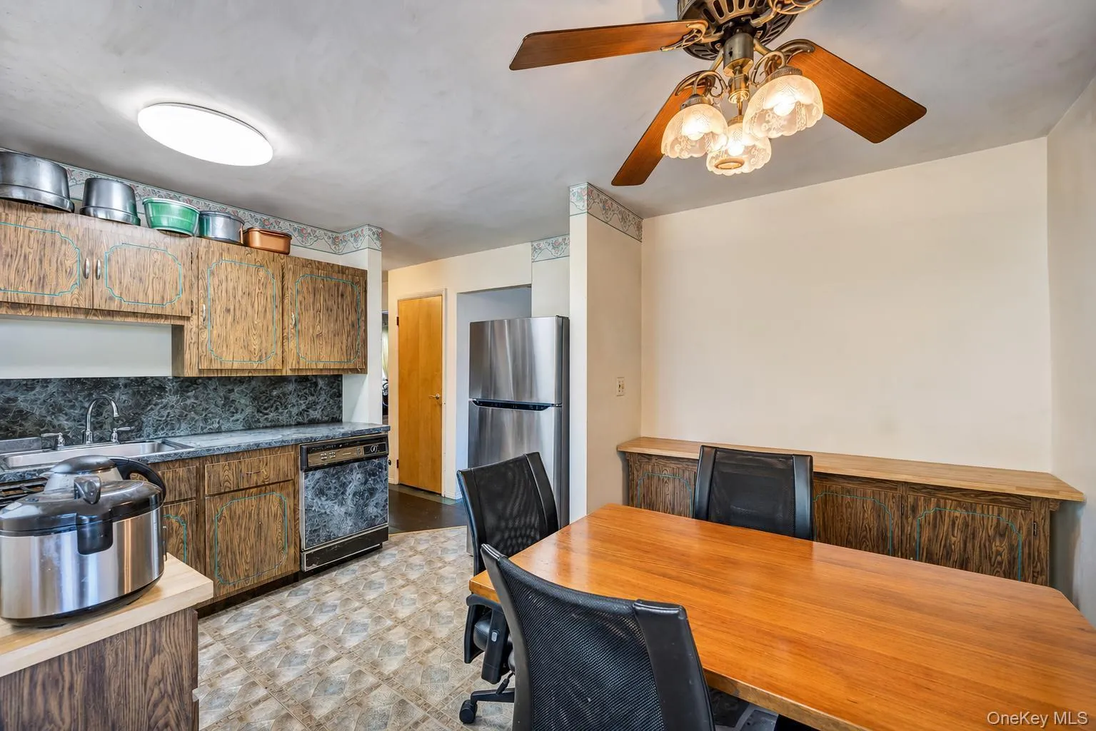 8 Wantagh Avenue, Islip, NY, 4 Bedrooms Bedrooms, 8 Rooms Rooms,2 BathroomsBathrooms,Residential,For Rent,Wantagh,0,KEY1012597 8 Wantagh Avenue, Islip, NY, 4 Bedrooms Bedrooms, 8 Rooms Rooms,2 BathroomsBathrooms,Residential,For Rent,Wantagh,0,KEY1012597