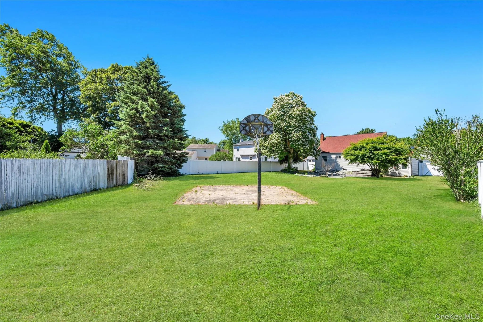 8 Wantagh Avenue, Islip, NY, 4 Bedrooms Bedrooms, 8 Rooms Rooms,2 BathroomsBathrooms,Residential,For Rent,Wantagh,0,KEY1012597 8 Wantagh Avenue, Islip, NY, 4 Bedrooms Bedrooms, 8 Rooms Rooms,2 BathroomsBathrooms,Residential,For Rent,Wantagh,0,KEY1012597